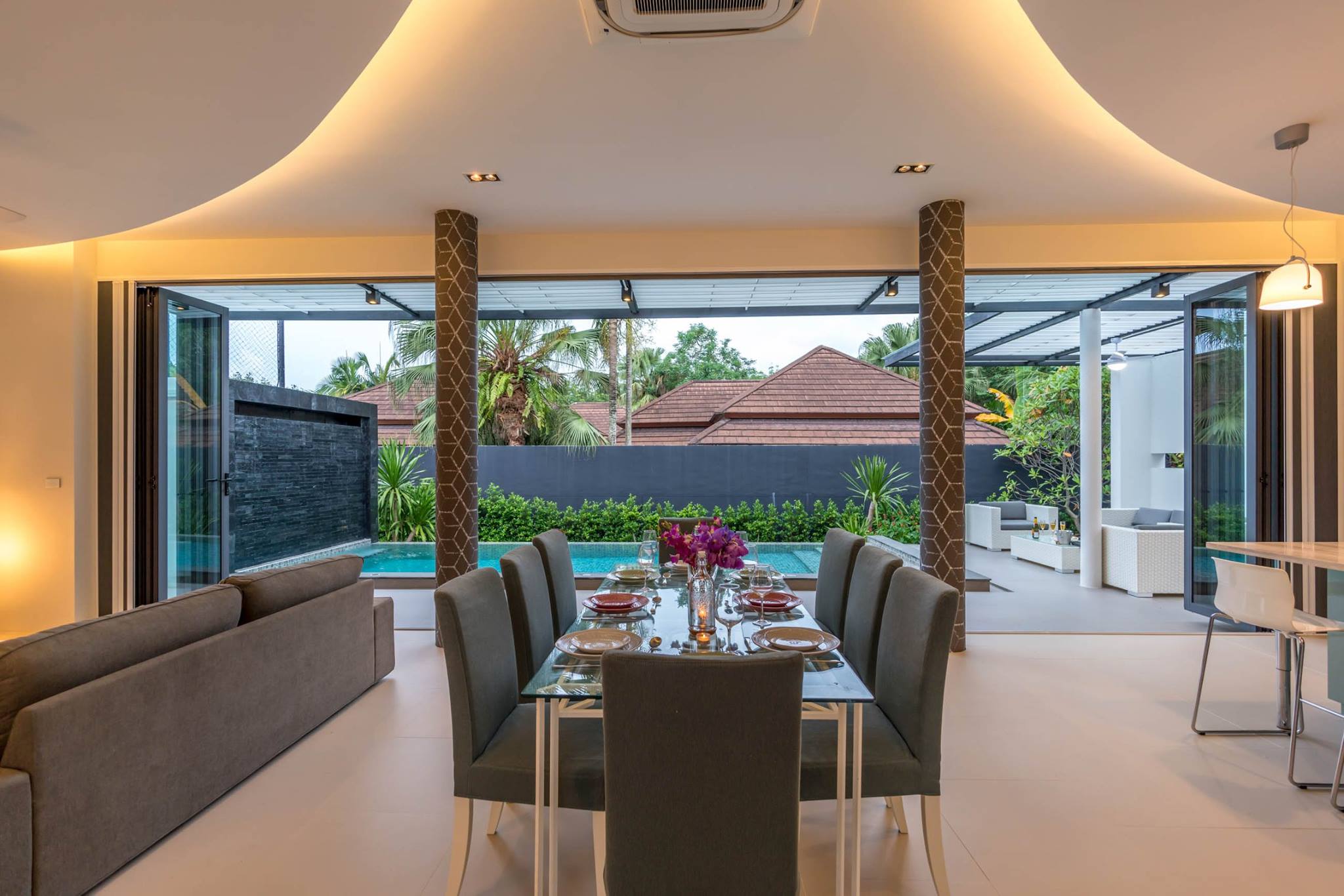 For Sale : BangTao Private Luxury Pool Villa, 10 bedrooms 10 Bathrooms