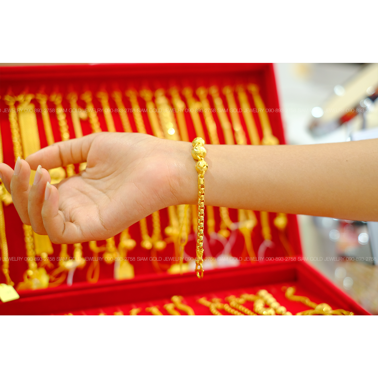 สร้อยข้อมือ เต๋ากลมคั่นบอล 2 บาท รหัส 733