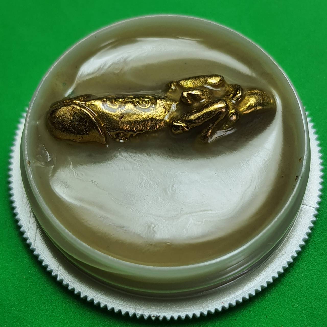 ของเสน่ห์ สีผึ้งปลัดขิกแรงๆ สามพลัง มหาเสน่ห์แรงๆ สีผึ้งค้าขาย สีผึ้งโชคลาภ สีผึ้งทาปาก สีผึ้งแท้ สีผึ้งมหาเสน่ห์คำน่อย สีผึ้งเขมร