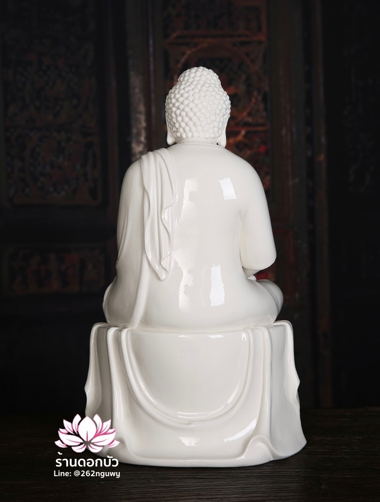 พระพุทธเจ้าและพระอัครสาวก พระมหากัสสปะและพระอานนท์ งานกระเบื้องฮกเกี้ยน สีขาวเคลือบเงา