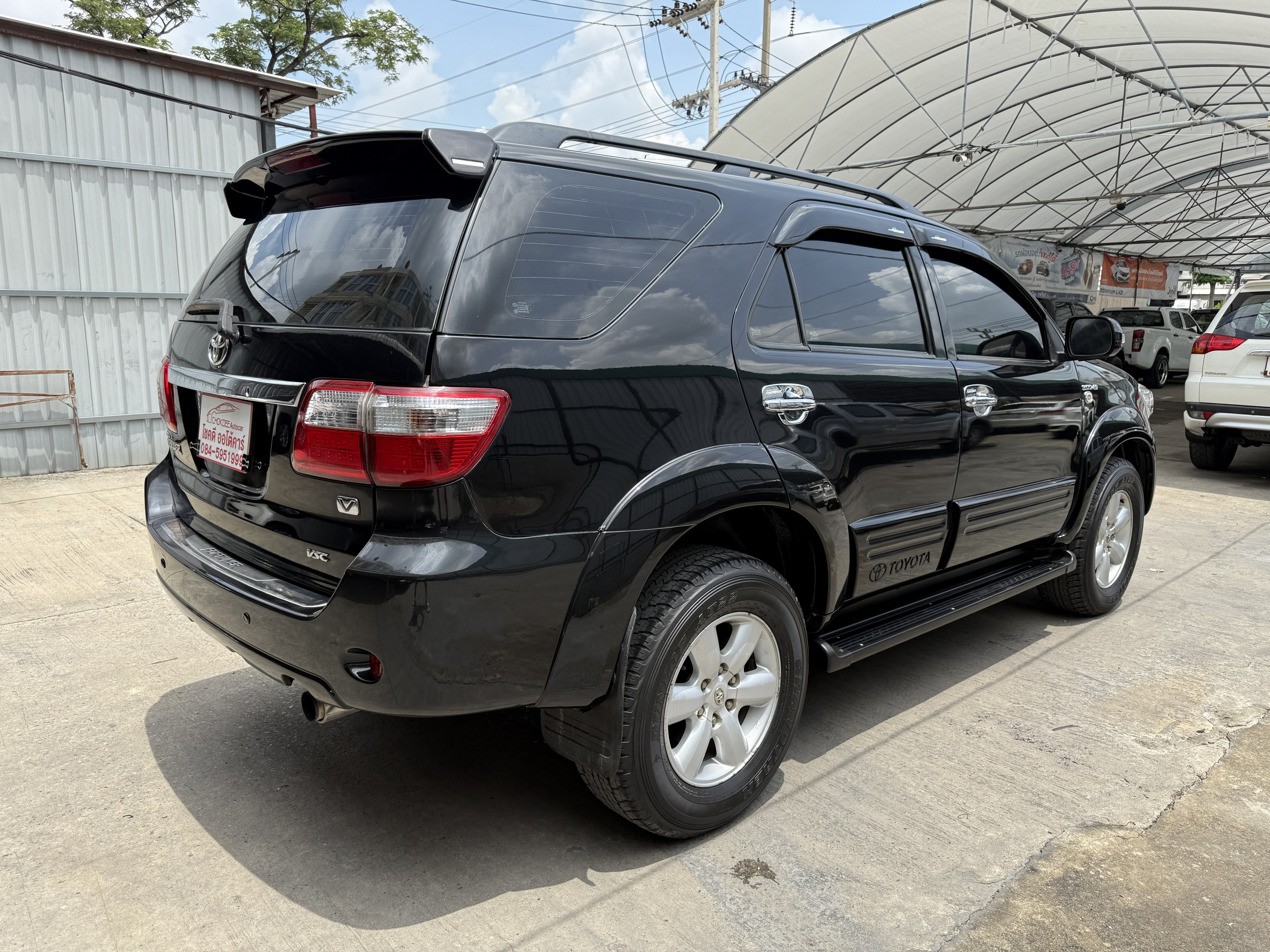 Toyota Fortuner 3.0 V 2WD At 2010 ดำ