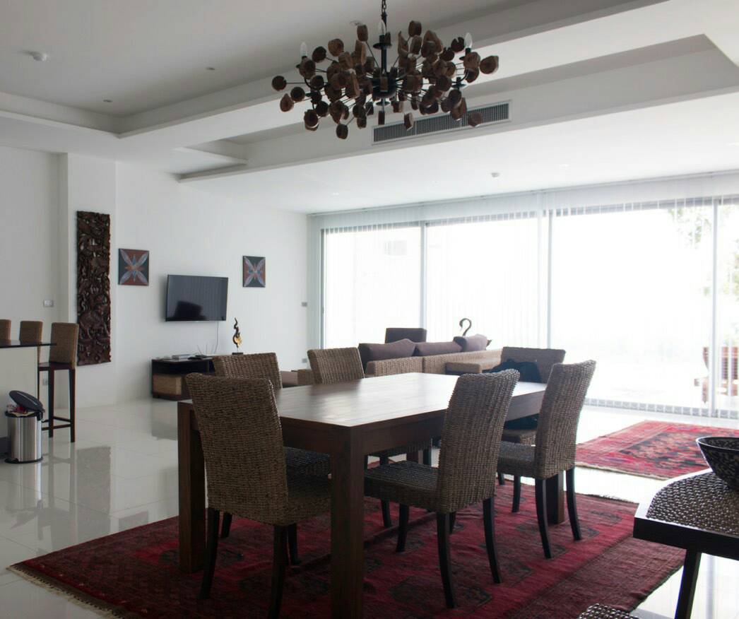 Kata: For Rent Sea View Condominium available (Daily)