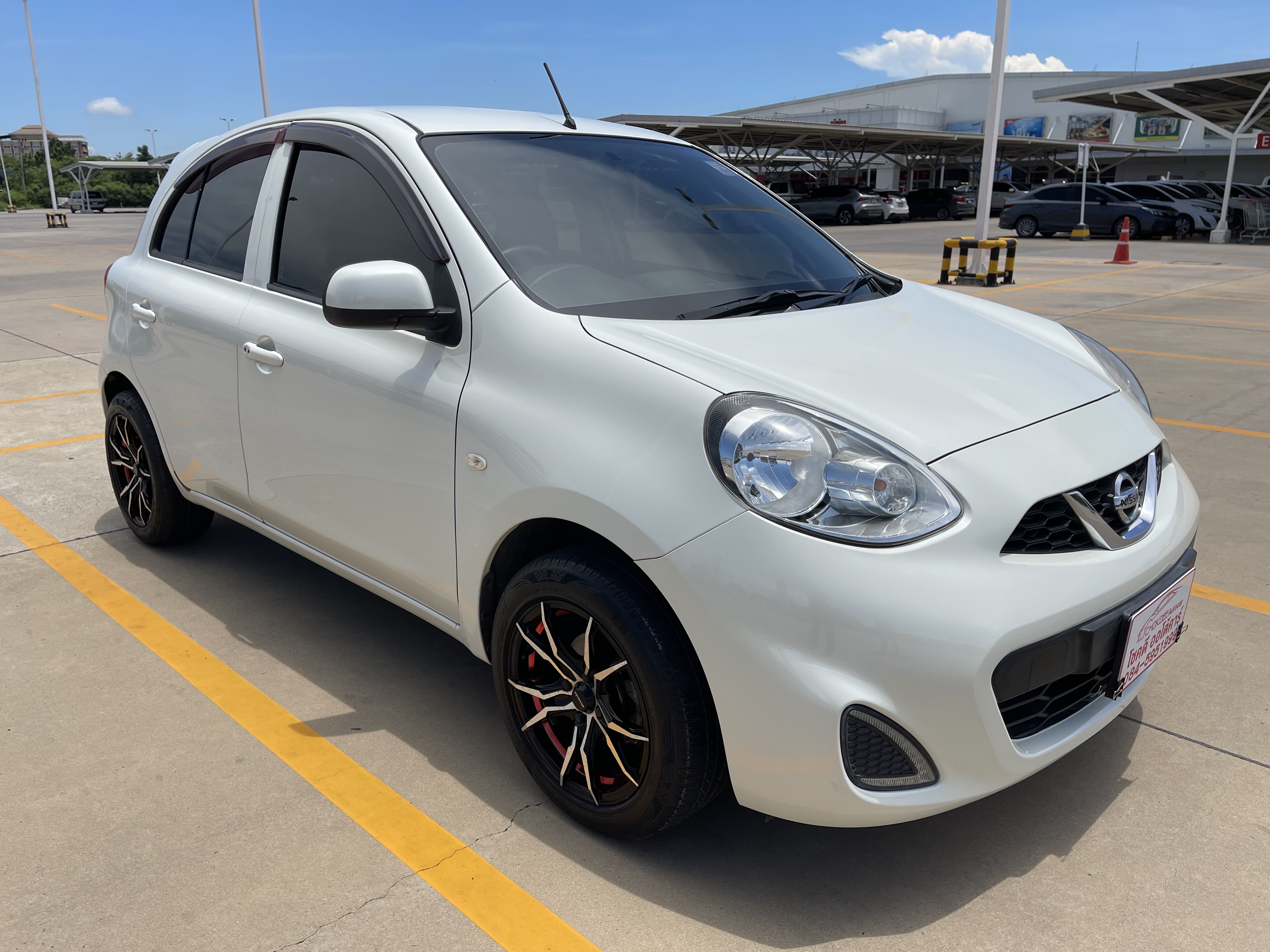 Nissan March 1.2 EL At 2016 ขาวมุก