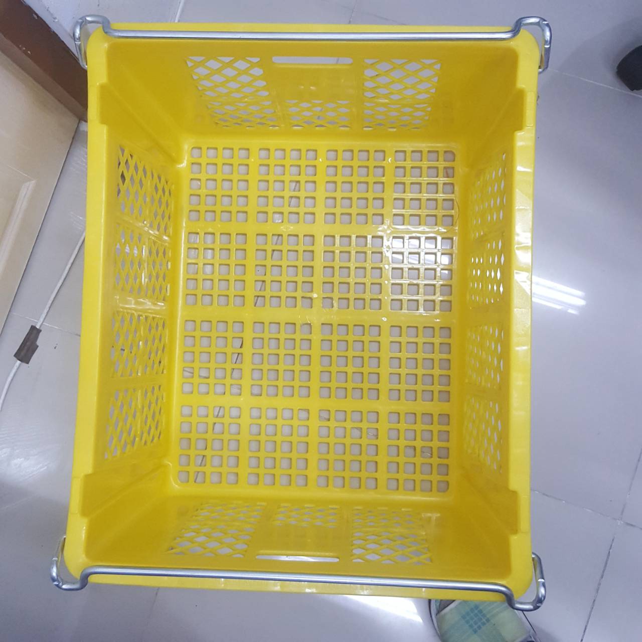 ลังโปร่งหูเหล็ก 717