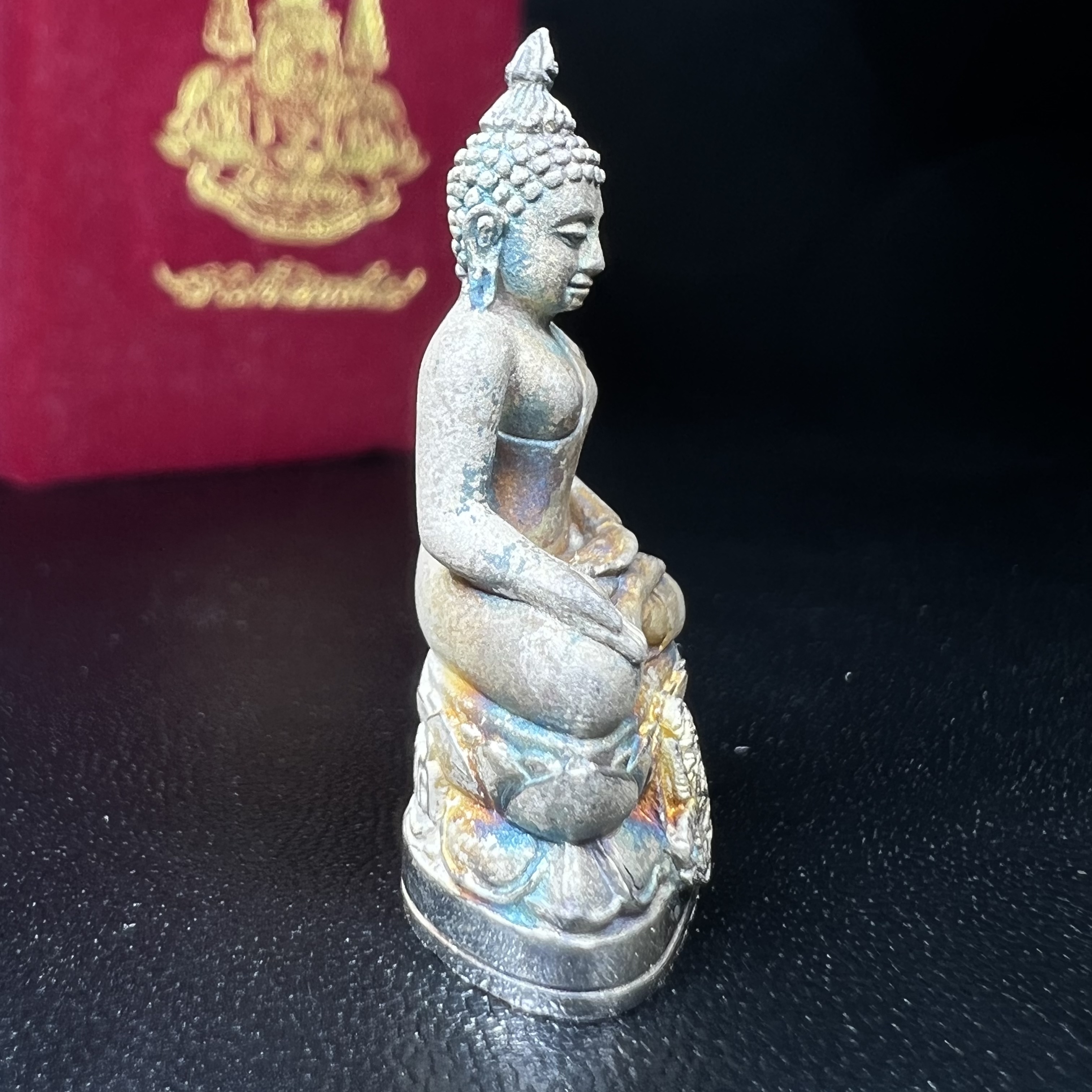 พระกริ่งไพรีพินาศ ตรากาญจนาภิเษก วัดบวรนิเวศวิหาร ที่ระลึกในหลวงรัชกาลที่9 ครองสิริราชสมบัติครบ 50 ปี เนื้อเงิน(สภาพผิวเดิม ขึ้นสีรุ้งธรรมชาติ สวยแบบนิยม)พร้อมกล่องบรรจุเดิม หมายเลข 5493