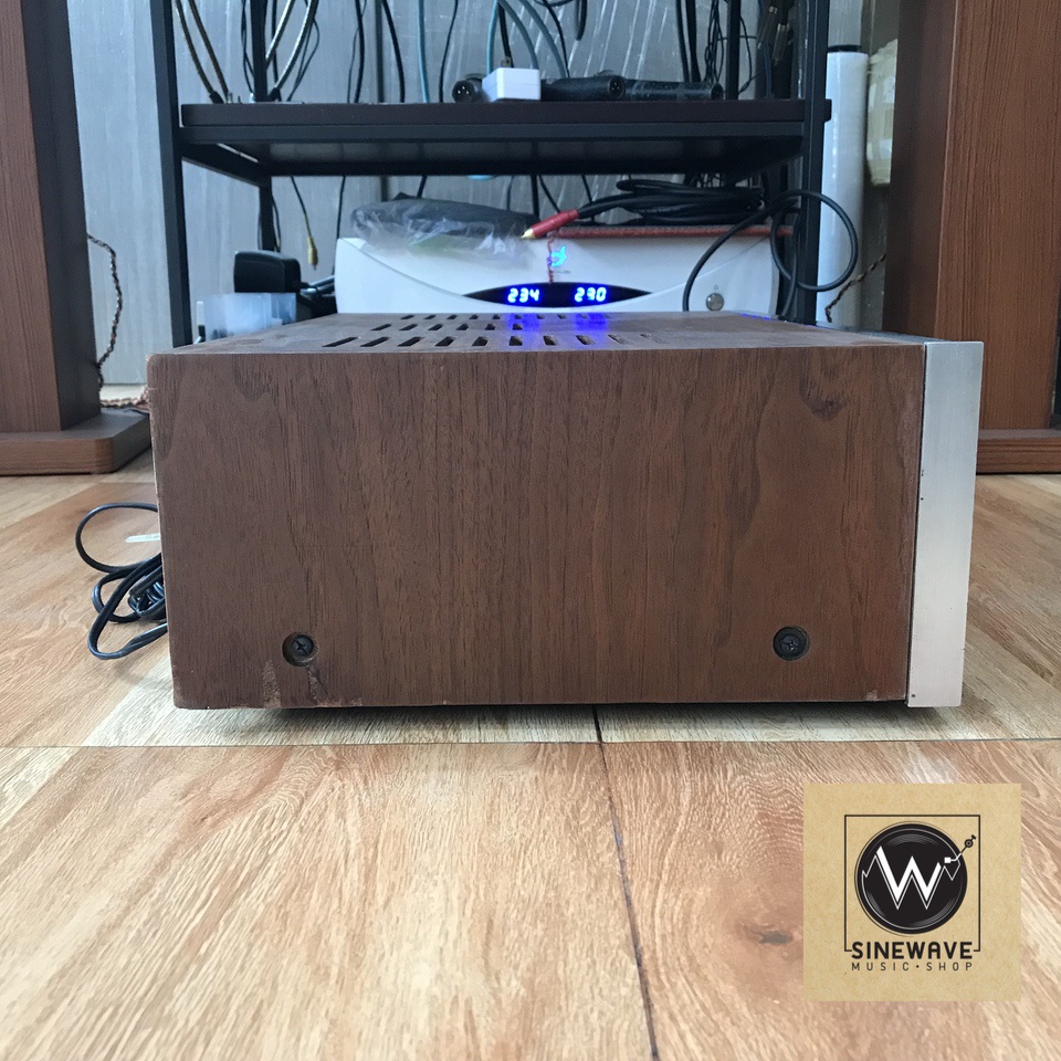 Integrated Amp ยี่ห้อ Sansui รุ่น AU-888 (Made in Japan)