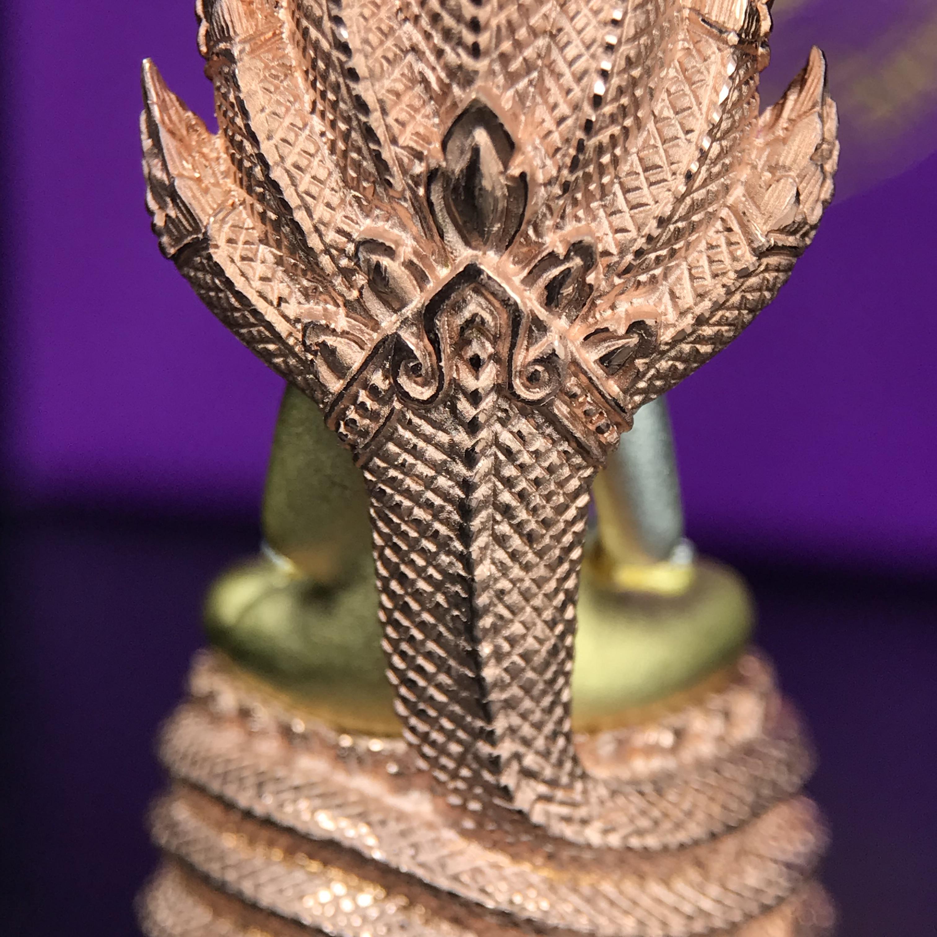 พระนาคปรก สธ. รุ่นสร้างพระอุโบสถเฉลิมพระเกียรติ 4 รอบ 84 พรรษา สมเด็จพระเทพรัตนราชสุดาฯ วัดบวรนิเวศวิหาร ปี 2543 พิมพ์ใหญ่ เนื้อเงินบริสุทธิ์ ชุบสามกษัตริย์แบบพ่นทรายขัดเงาบางส่วน(สภาพ สวย )พิธีใหญ่ พุทธศิลป์งดงาม หายาก (1 ใน 1999 องค์)