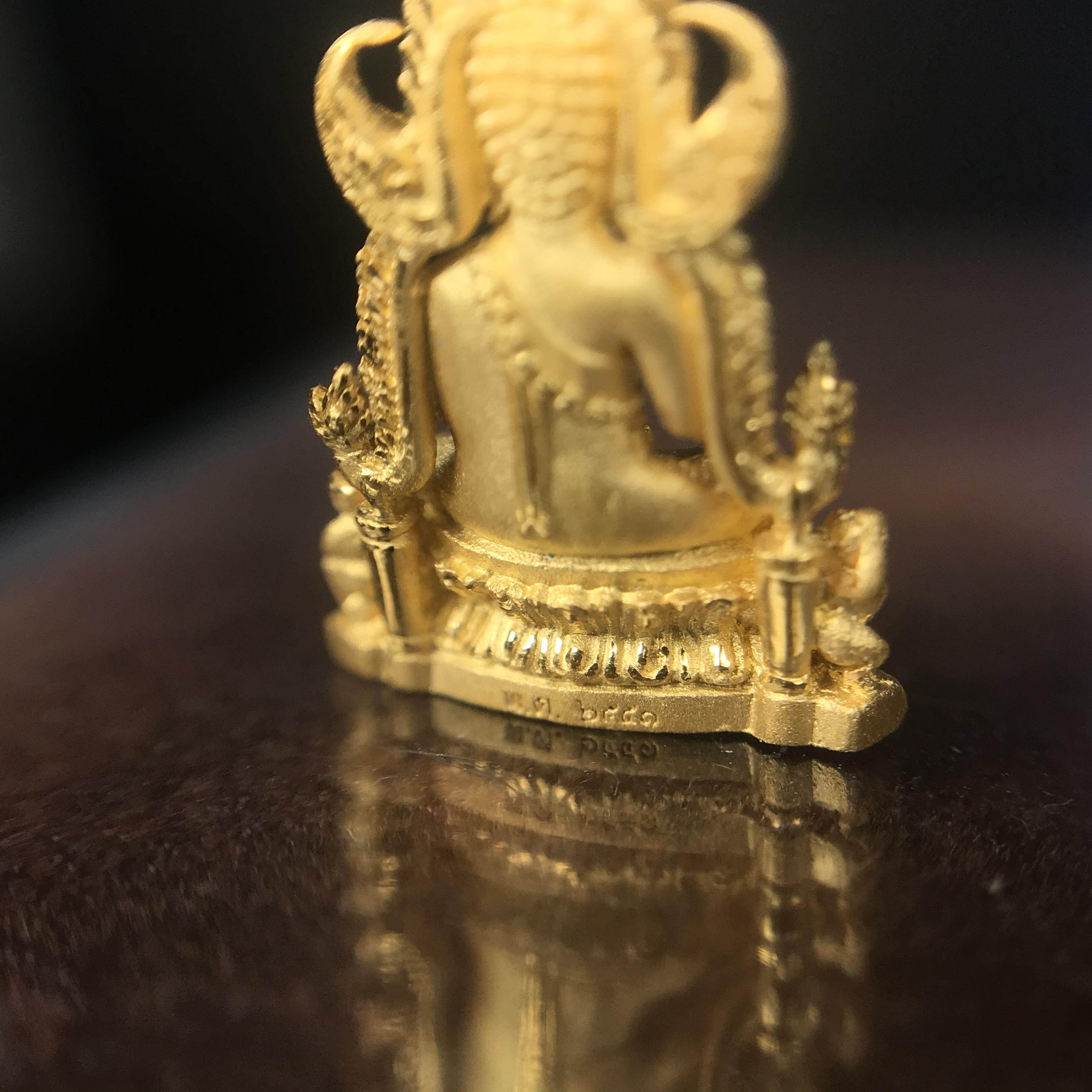 พระพุทธชินราช ภปร. โครงการ เพราะแผ่นดินนี้คือแผ่นดินเกิด ปี2551 เนื้อทองคำ 96.5%(น้ำหนัก 2.6 กรัม) ขนาดหน้าตัก1/4นิ้ว (สวยงามทรงคุณค่าหายาก)1 ใน 5000องค์