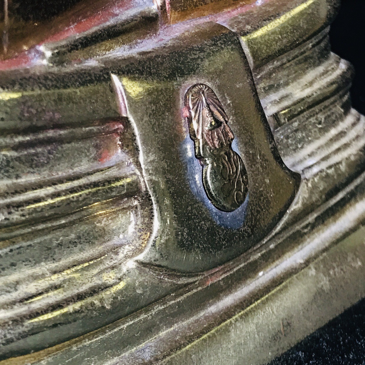 พระบูชาพระพุทธโสธร ภปร. รุ่นย้อนยุค ปี2539 กาญจนาภิเษกครองราชสมบัติครบ 50ปี หน้าตัก3นิ้ว เนื้อสามกษัตริย์ หมายเลข00718