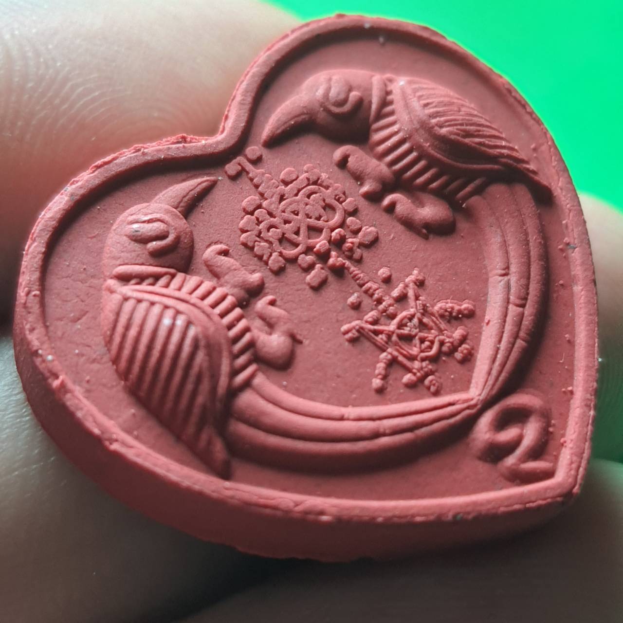 ของเสน่ห์ สาริกาลิ้นทอง สีแดง เลี่ยมกรอบ รุ่นคู่ไม่ขาด โชคไม่หมด รวยเปรี้ยง สาริกาเสน่ห์ สาริกาค้าขาย สาริกาลิ้นทอง