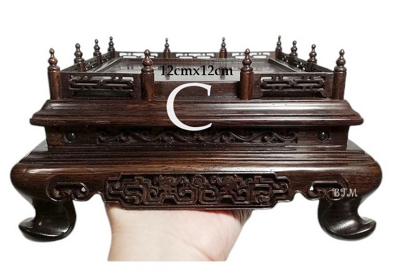 กี๋ ตั่งหรือฐานไม้ขนาดเล็ก ฐานสี่เหลี่ยมมีซุ้มรั้ว-B512-