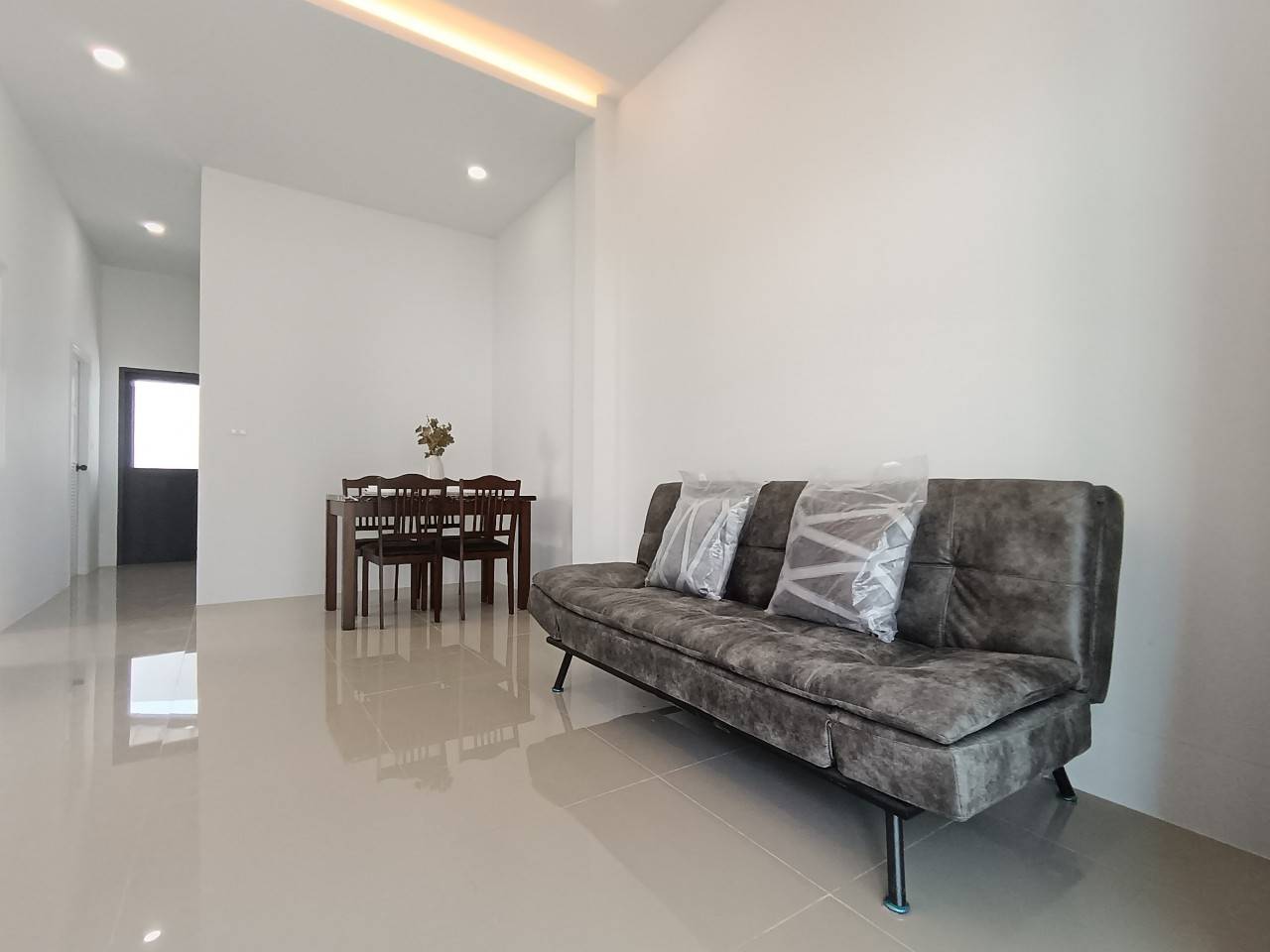 For Rent : Pakhlok-Yamu, One-Story detached house, 2 bedrooms 1 bathroom