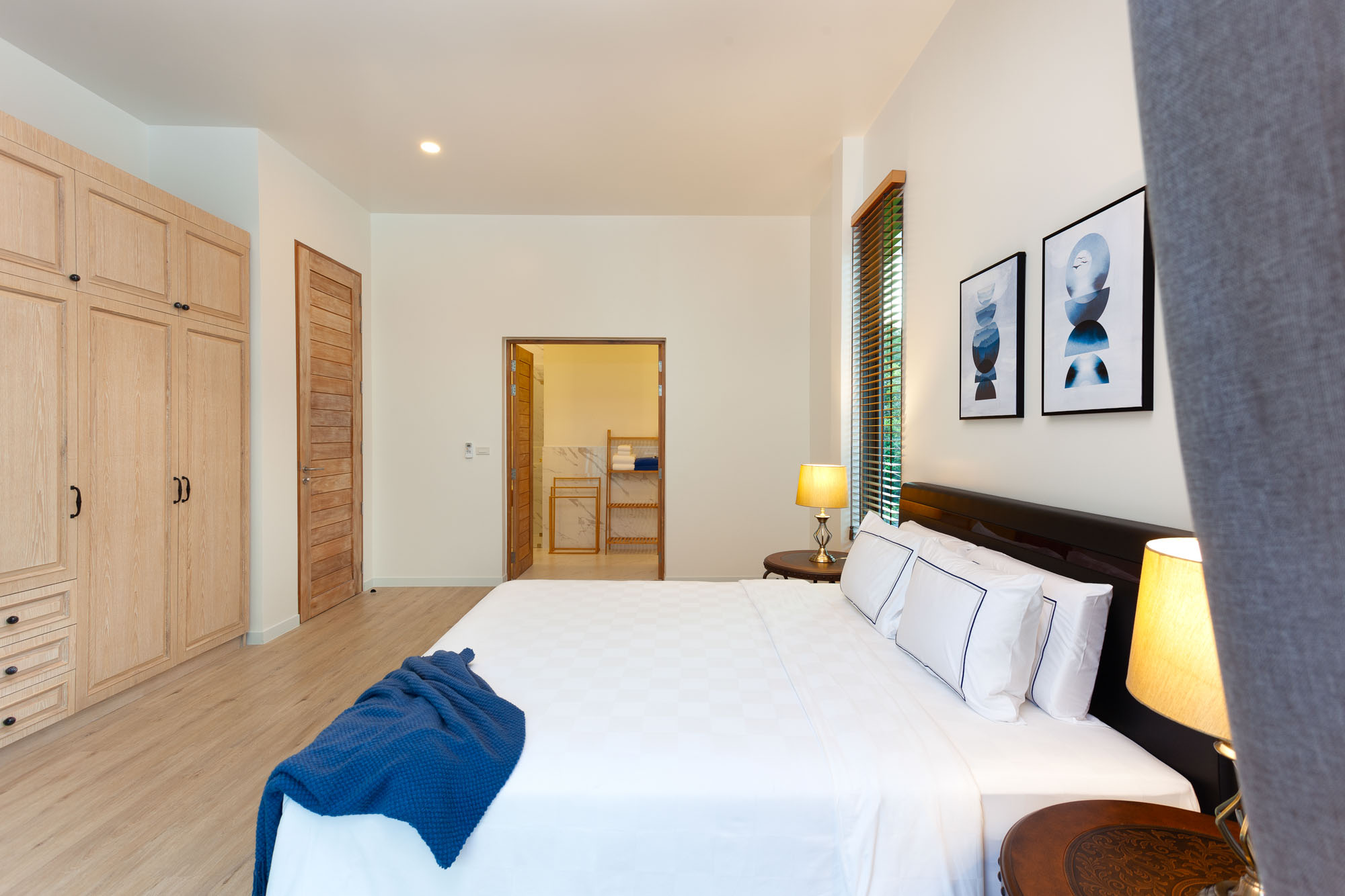 For Rent : Rawai, Seafront Penthouse with Jacuzzi, 2 Bedroom 2.5 Bathroom