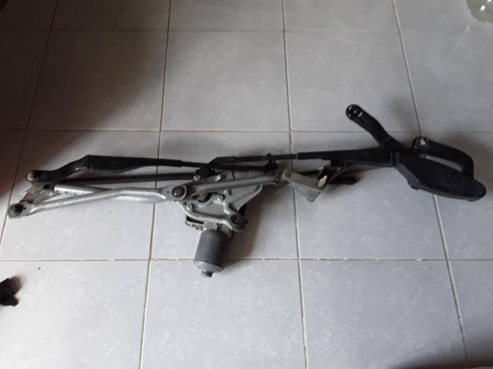 มอเตอร์ปัดน้ำฝนBENZ W211