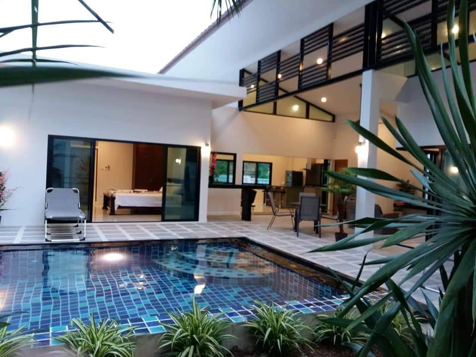 For Rent : Rawai, Private Pool Villa Soi Huai Nam Tho, 3 bedrooms 3 bathrooms