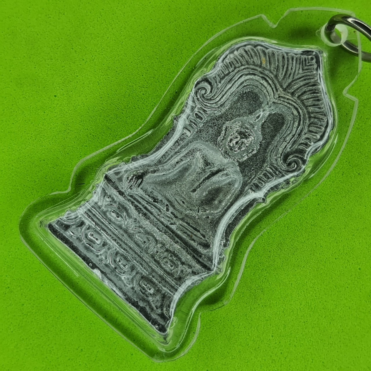 พระเครื่อง พระยอดขุนพล เนื้อชิ้นตะกั่ว พิมพ์ใหญ่ เลี่ยมกรอบ พระเครื่องพระยอดขุนพล พระยอดขุนพลห้อยคอ จี้พระยอดขุนพล พระแท้พระยอดขุนพลแขวนคอ