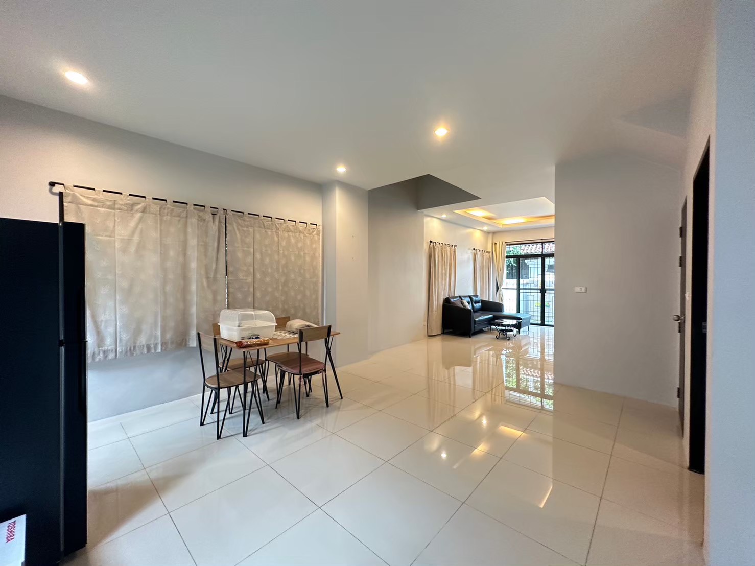 For Rent : Town home near Super Cheap Market, 3 Bedroom 3 Bathroom