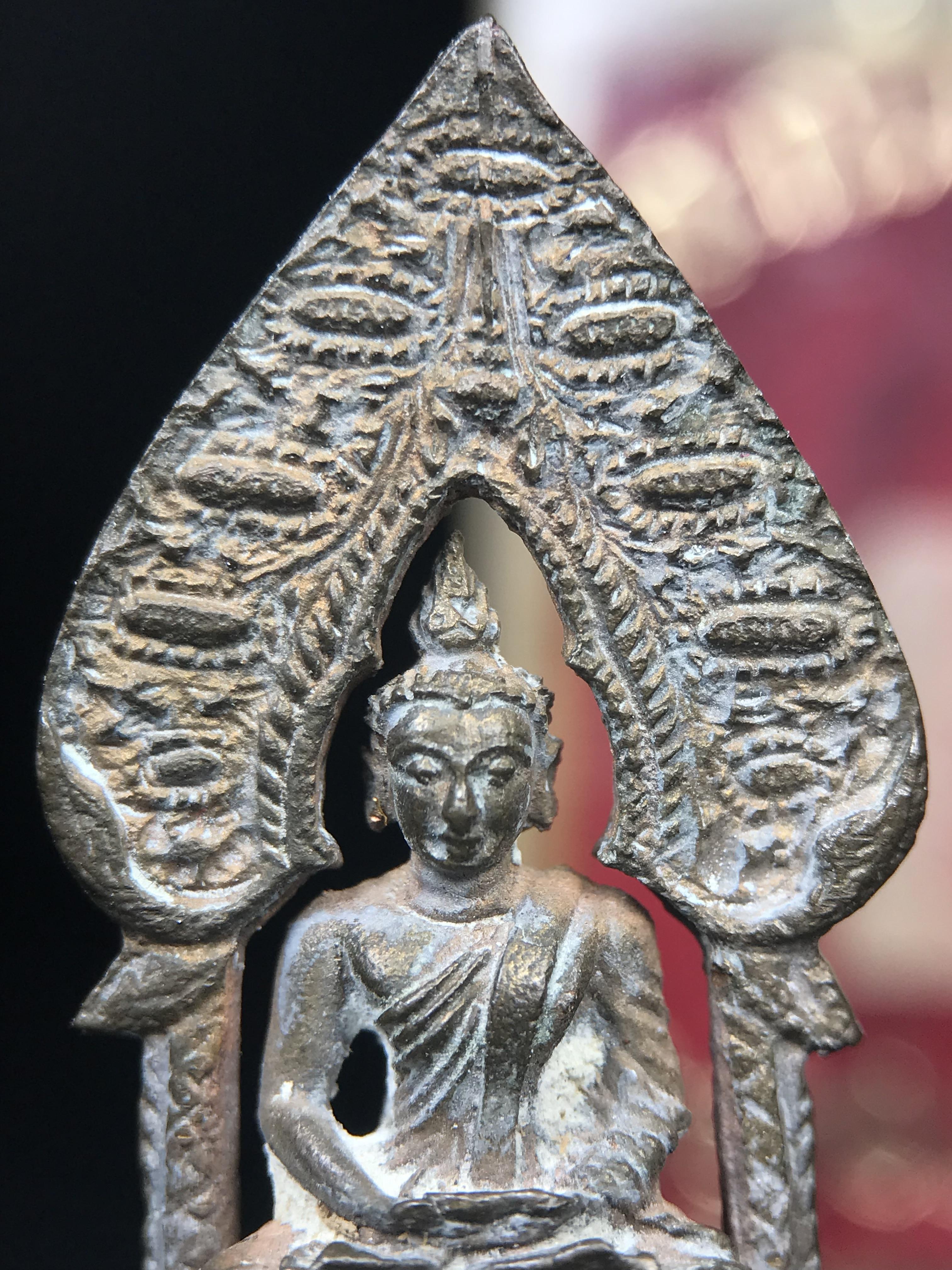 พระกริ่งนิรันตราย สมโภชครบ 108 ปี วัดราชประดิษฐ์ ปี 2515 เนื้อนวโลหะ(องค์หมายเลข ๒๒๒)( ในหลวง ร.9 เสด็จเททอง) ) (พิธีใหญ่ เกจิคณาจารย์ในยุคล้นหลาม หลวงปู่โต๊ะ วัดประดู่ฉิมพลีร่วมปลุกเสก)(1 ใน 999 องค์)(เลขตอง เลขสวย)สภาพผิวเดิมสวยสุดๆกล่องครบสมบูรณ์ หายาก