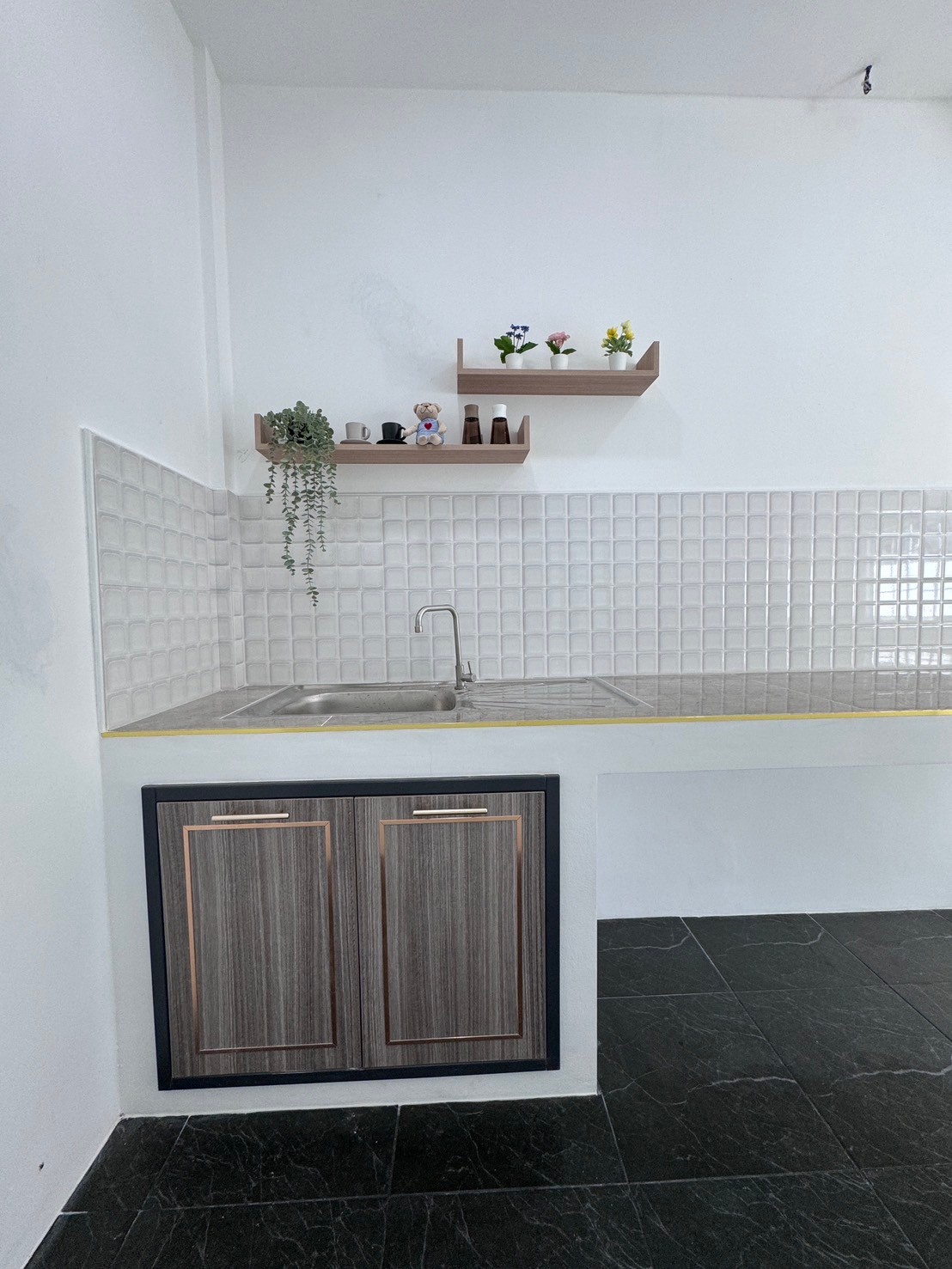 For Sales : Thalang, Town House @Phet Ladda Village, 2 Bedrooms, 1 Bathroom