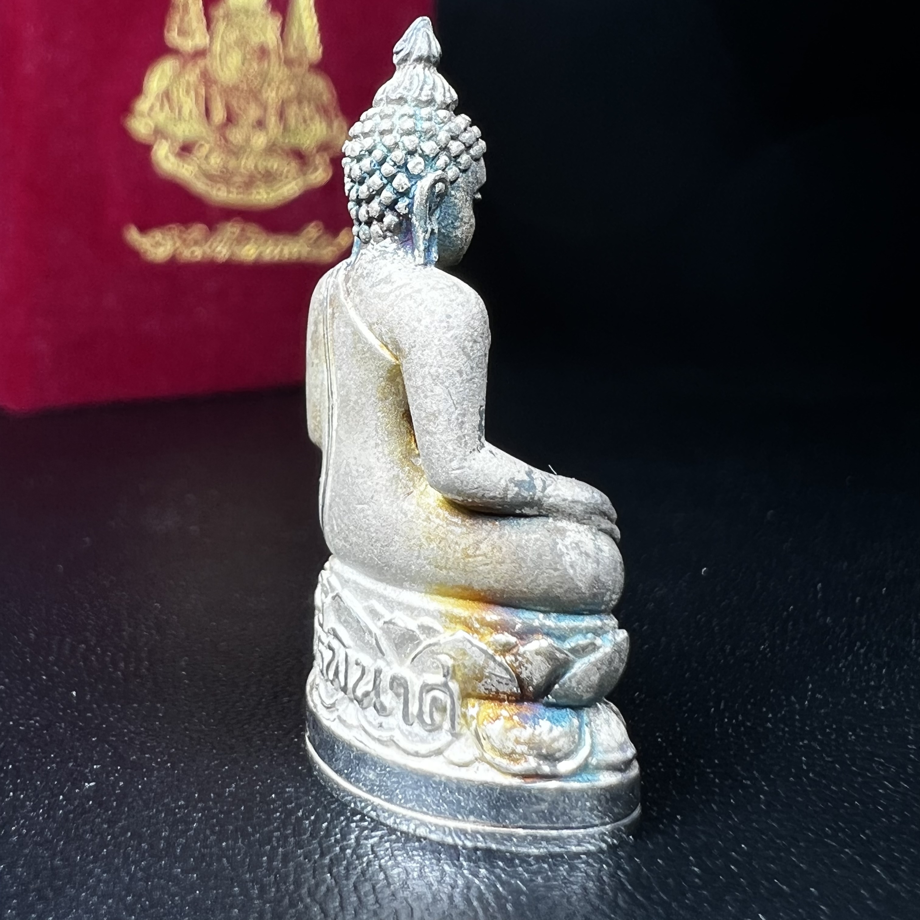 พระกริ่งไพรีพินาศ ตรากาญจนาภิเษก วัดบวรนิเวศวิหาร ที่ระลึกในหลวงรัชกาลที่9 ครองสิริราชสมบัติครบ 50 ปี เนื้อเงิน(สภาพผิวเดิม ขึ้นสีรุ้งธรรมชาติ สวยแบบนิยม)พร้อมกล่องบรรจุเดิม หมายเลข 5493