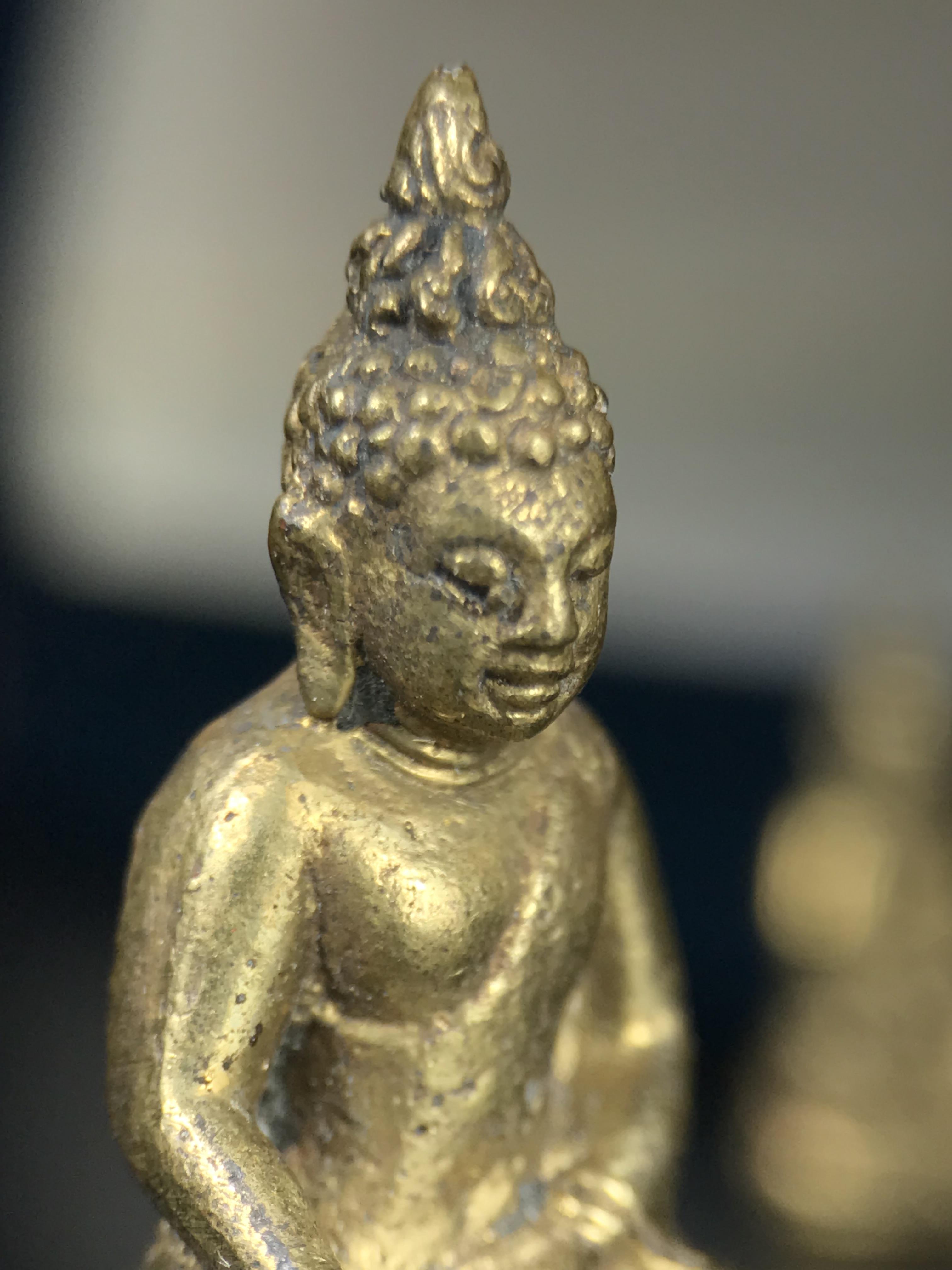 พระกริ่ง-พระชัยวัฒน์ไพรีพินาศ วัดบวรนิเวศวิหาร รุ่นผ้าป่าสิงห์บุรีปี2528(ชนวนมวลสารไพรีรุ่นแรก)(1ใน1500ชุด)สภาพสวยพร้อมกล่องบรรจุเดิมชุดกรรมการรับพระราชทานจากสมเด็จพระเทพในวโรกาสเด็จพระราชดำเนินทรงประกอบพิธีวางศิลาฤกษ์พระอุโบสถวัดตรีทศเทพวรวิหาร(หายากมาก)