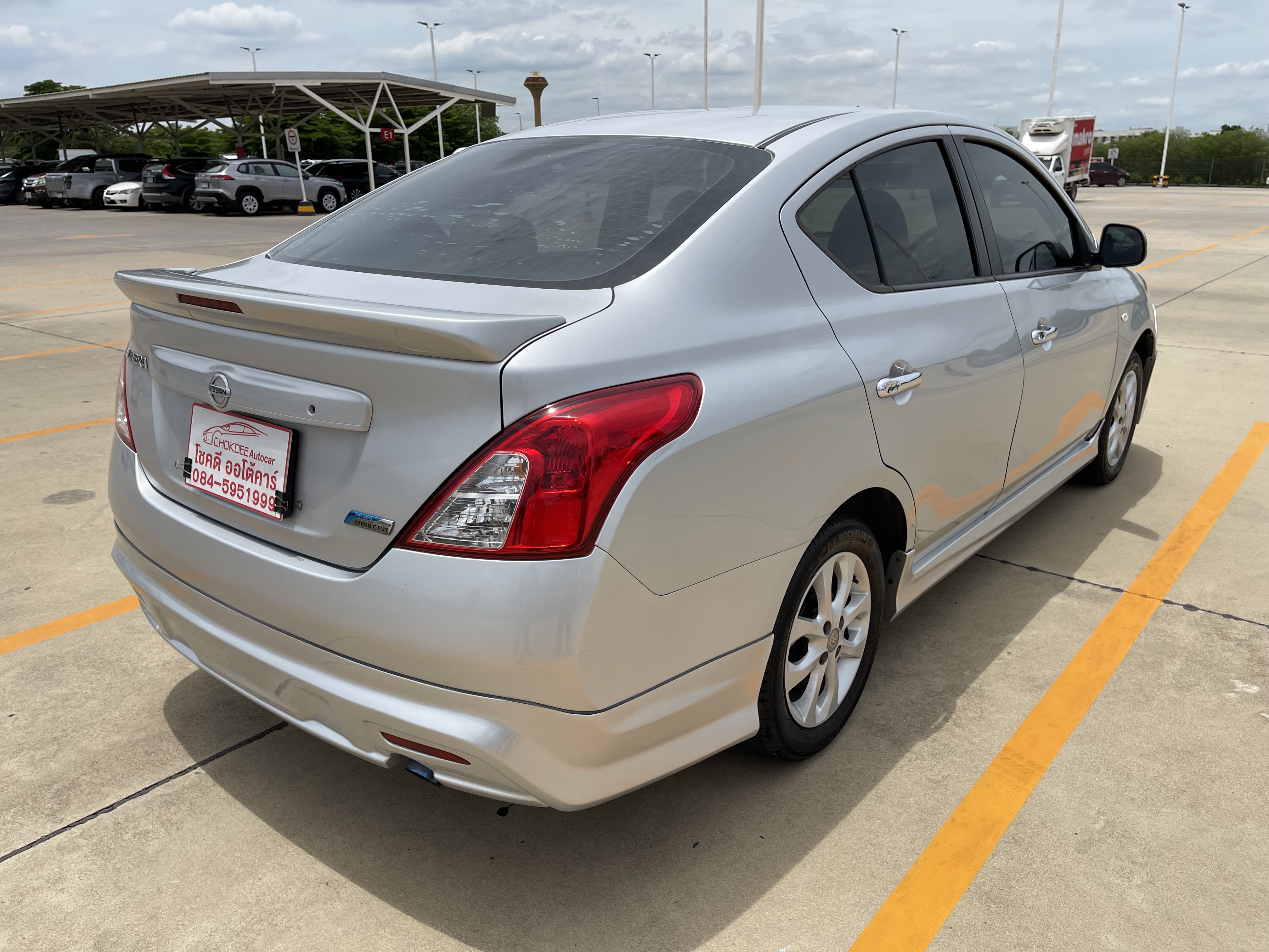 Nissan Almera 1.2 VL At 2014 เงิน