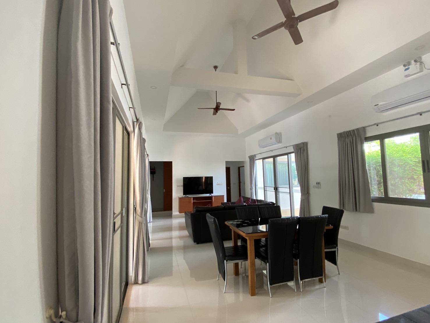 For Rent : Rawai-Saiyuan, Private Pool Villa, 3 bedrooms, 4 bathrooms