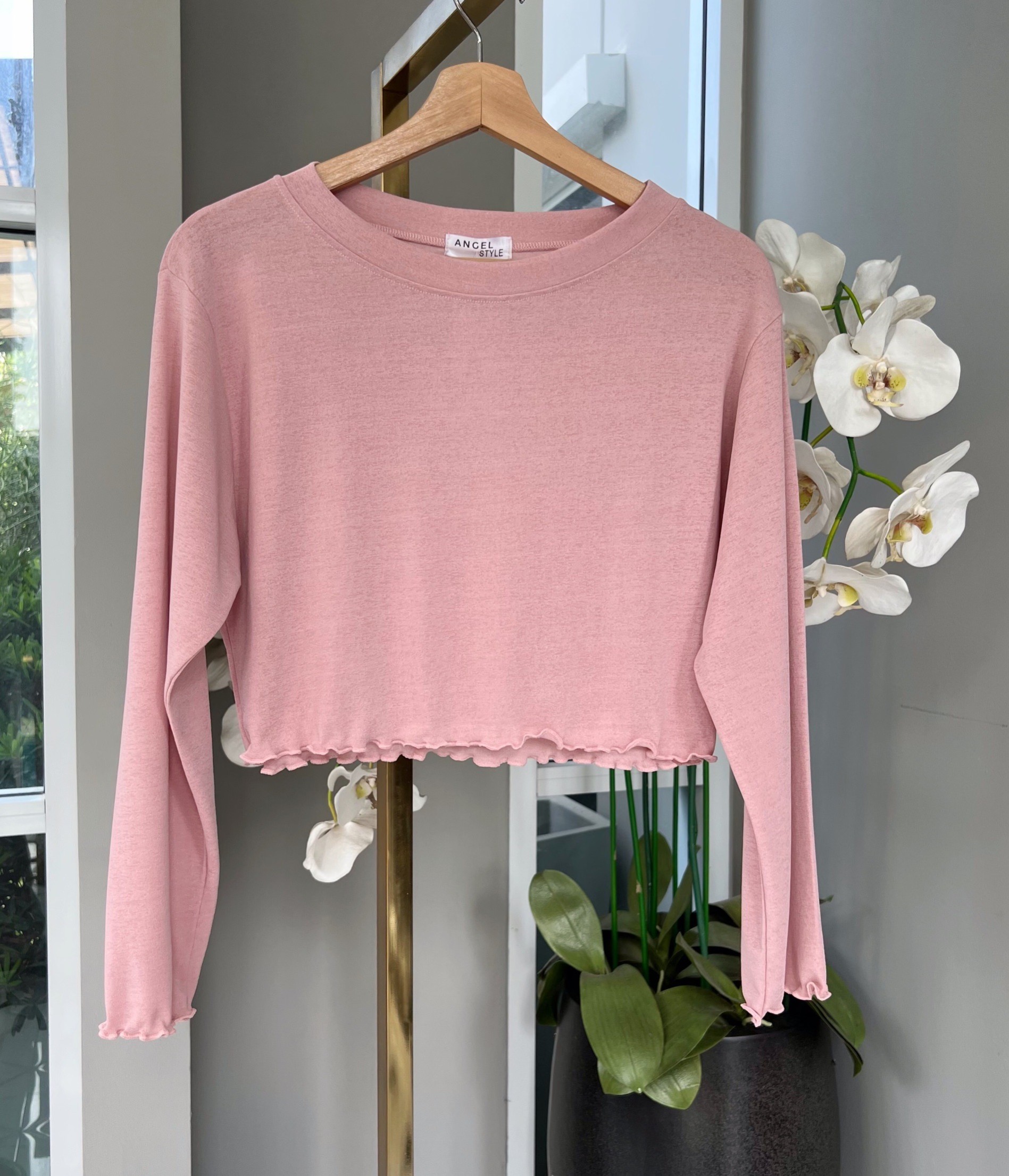 ครอปหยักแขนยาว