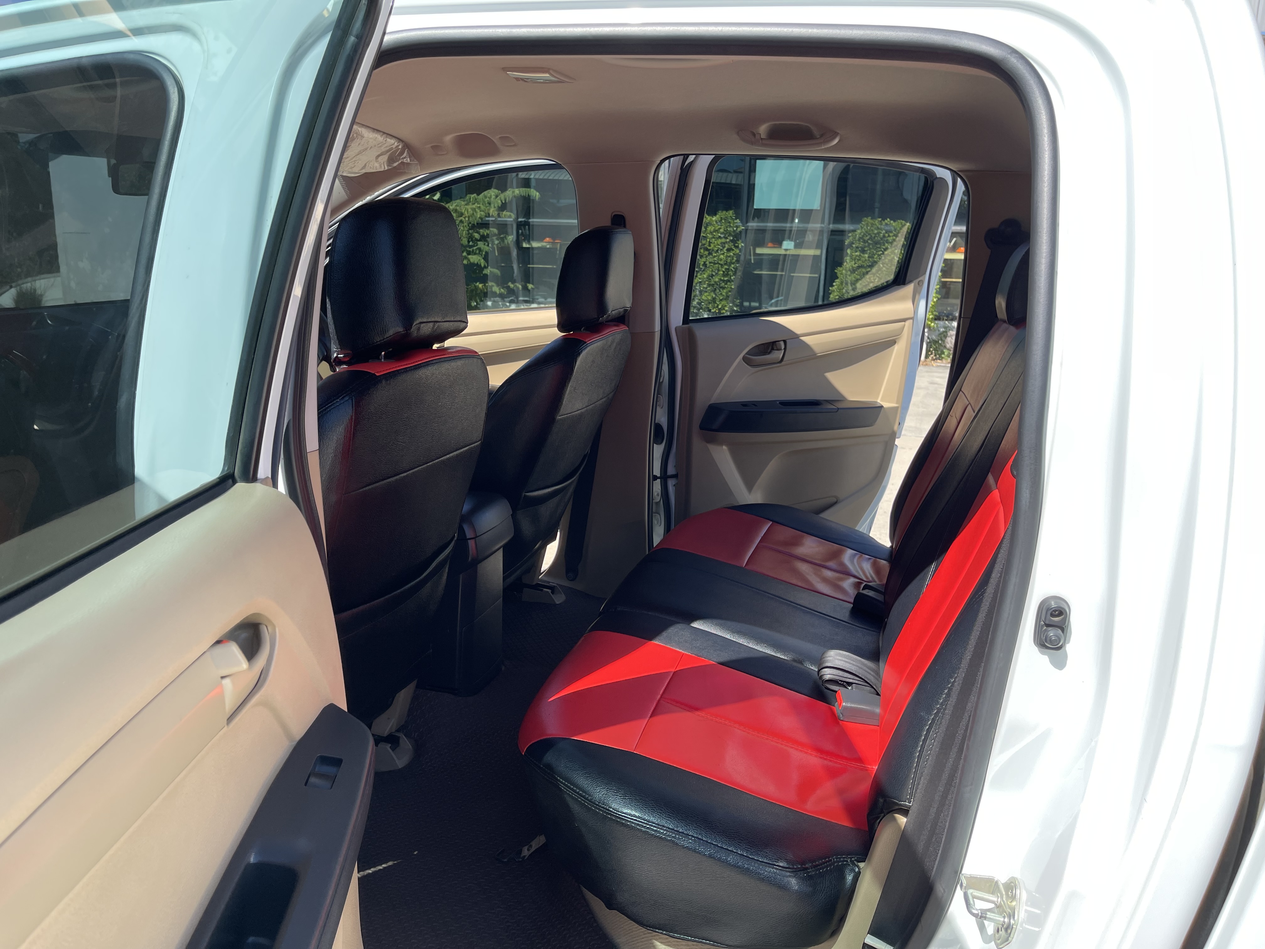 Isuzu Dmax All New 4ประตู 1.9 S 2016 ขาว