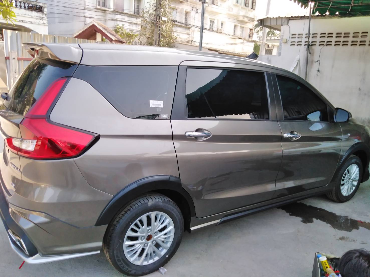 Suzuki Ertiga 2019 V.1 with custom grille bodykits by Amotriz