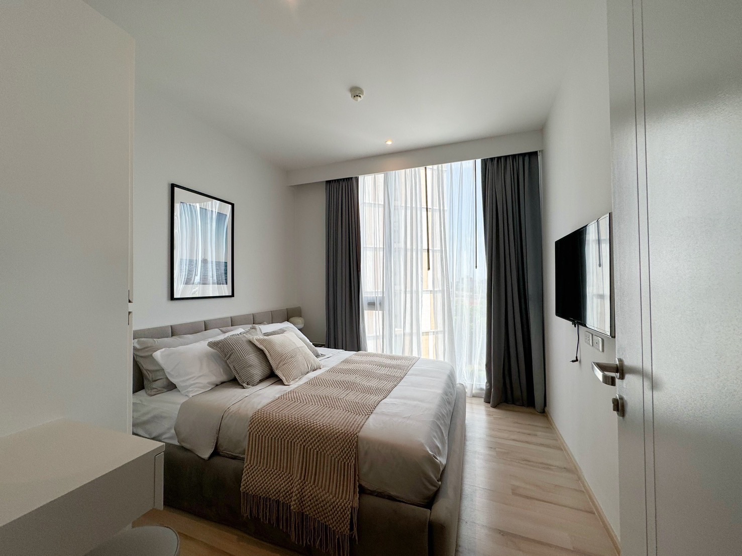 For Sales : Bypass road, The Base Uptown, 2 Bedrooms 2 Bathrooms, 2nd flr.