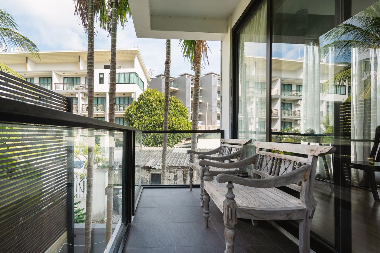 For Rent : Patong, Sea front Apartment, Studio unit. 1 Bedrooms