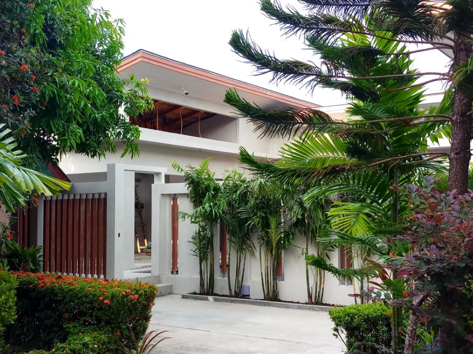 For Sale : Nai Harn, luxury Private Pool Villa, 2 bedrooms 2 bathrooms. 129 SQ.M.