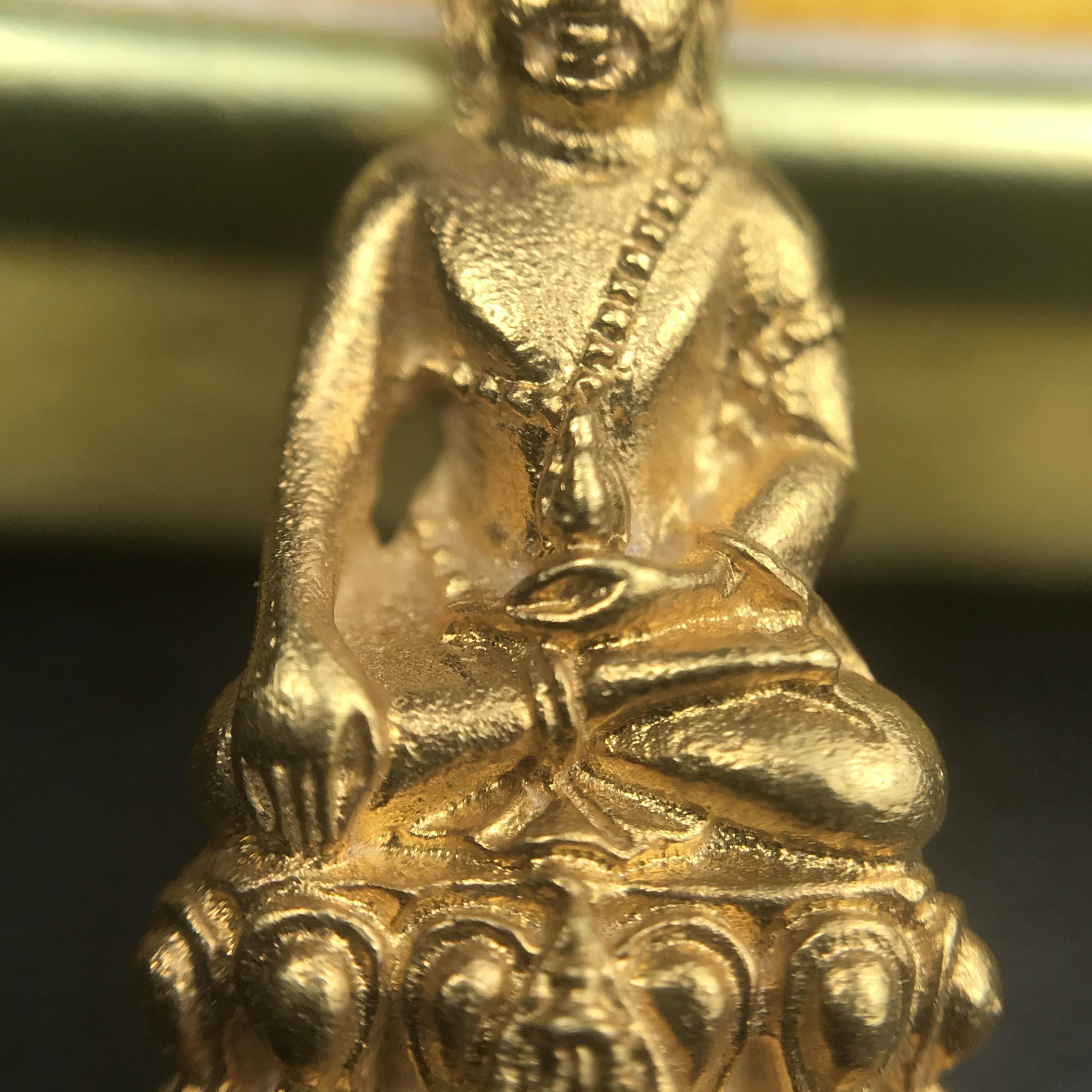 พระชัยวัฒน์นวปทุม ภปร. วัดปทุมวนาราม ปี2535 เนื้อทองคำ(ในหลวงรัชกาลที่9เสด็จเททอง)(สภาพสวยเดิมครบสมบูรณ์หายาก)