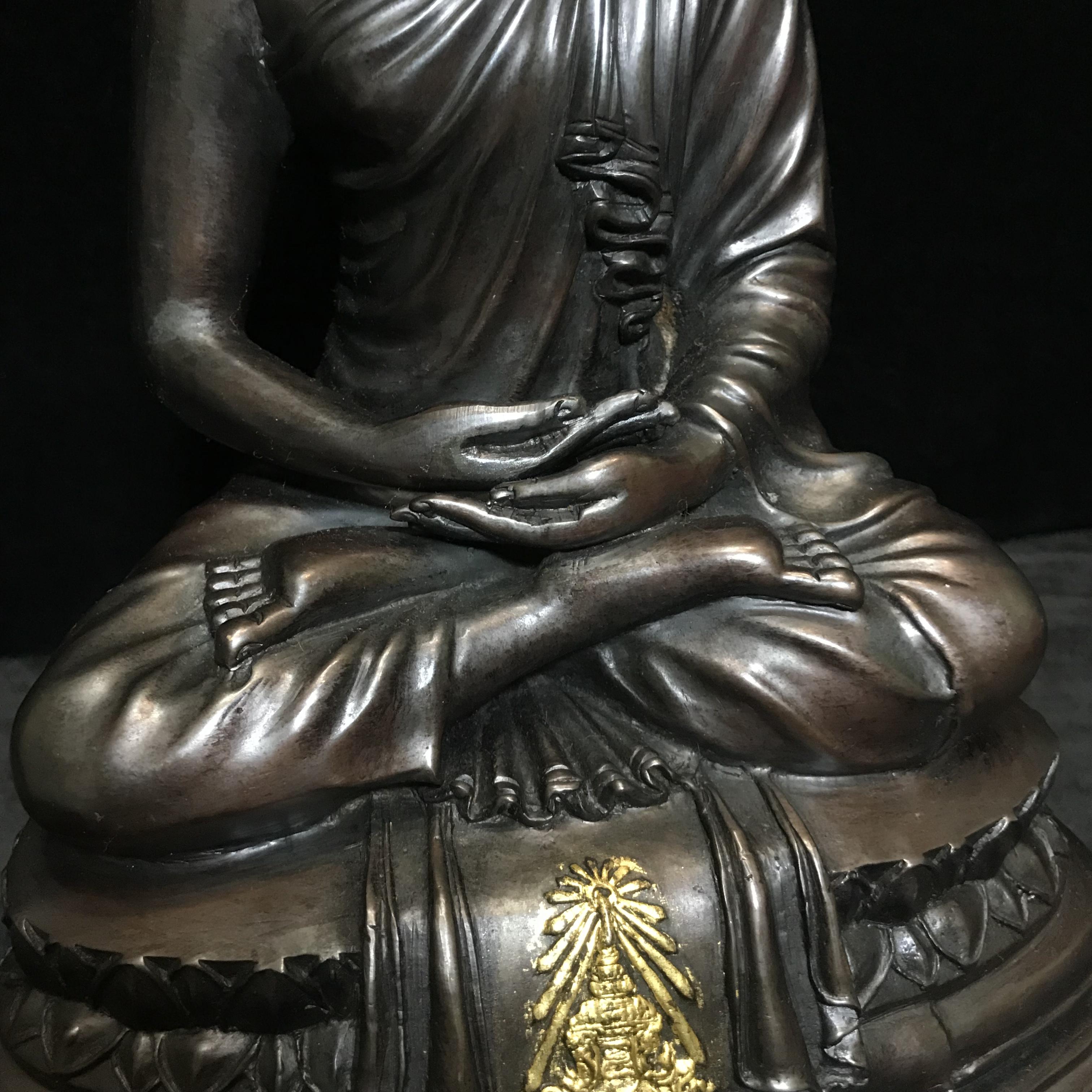 พระพุทธสิทธัตถศาสดา 100 ปี กรมบัญชีกลาง พ.ศ.2533(รุ่นแรก) เนื้อโลหะสำริด รมมันปู หน้าตัก 5.9 นิ้ว (พิธีใหญ่ ศิลป์สวย หายาก)