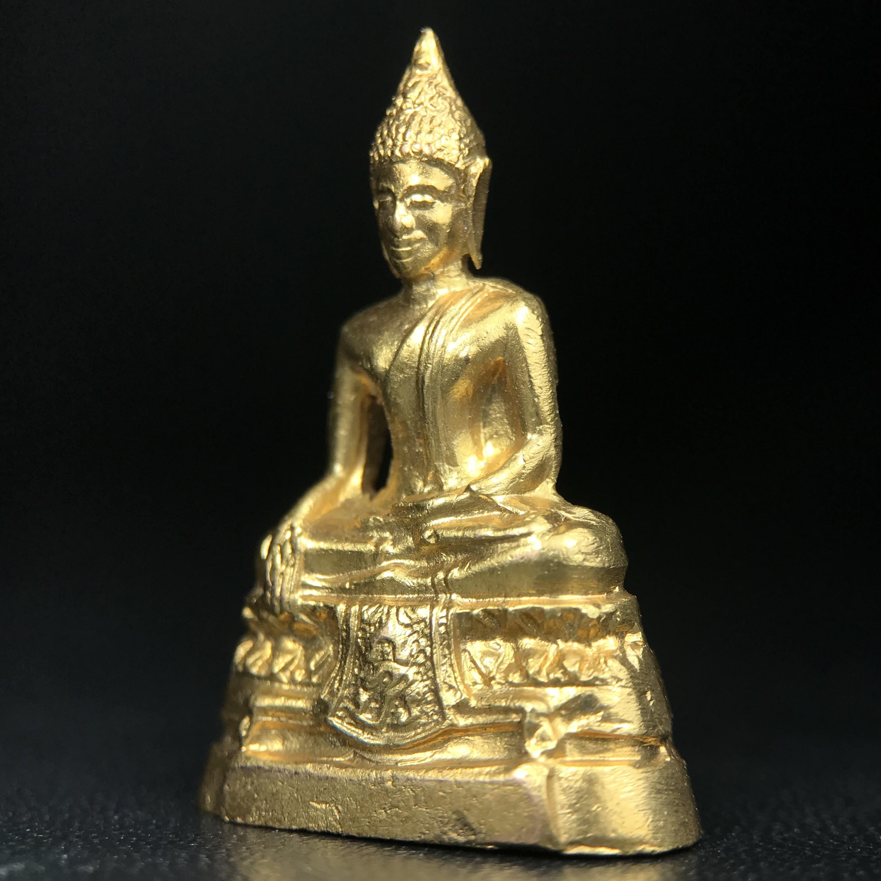 พระกริ่ง ภปร.(รุ่นแรก) วัดบวรนิเวศวิหาร พ.ศ.2508 กะไหล่ทองเดิม(กรรมการ)พิมพ์นิยม(หูยาว)(ก้นตะไบหยาบ)สภาพคัดสวยเดิม(ในหลวงรัชกาลที่9ทรงเสด็จเททอง)พบเจอน้อยหายาก