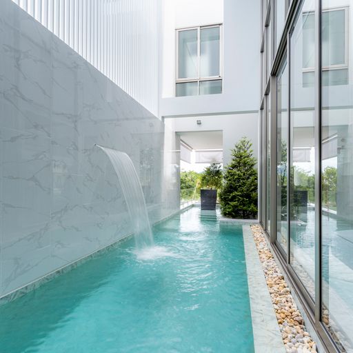 For Sales : Cherngtalay, 3-Storey Private Pool Villa @soi Pasak 8, 3 Bedrooms, 3 Ensuite bathrooms