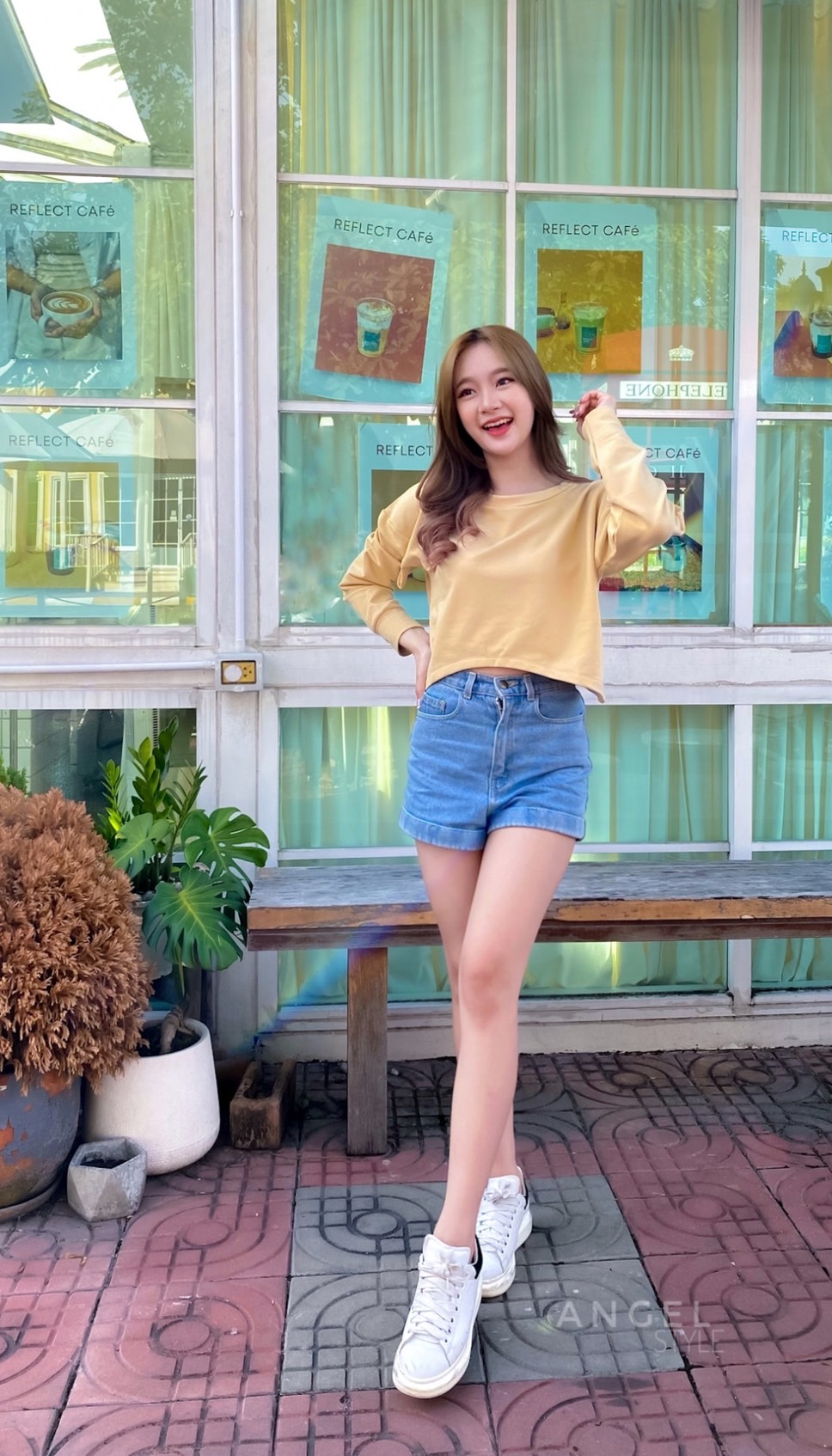 ครอปชายเว้า