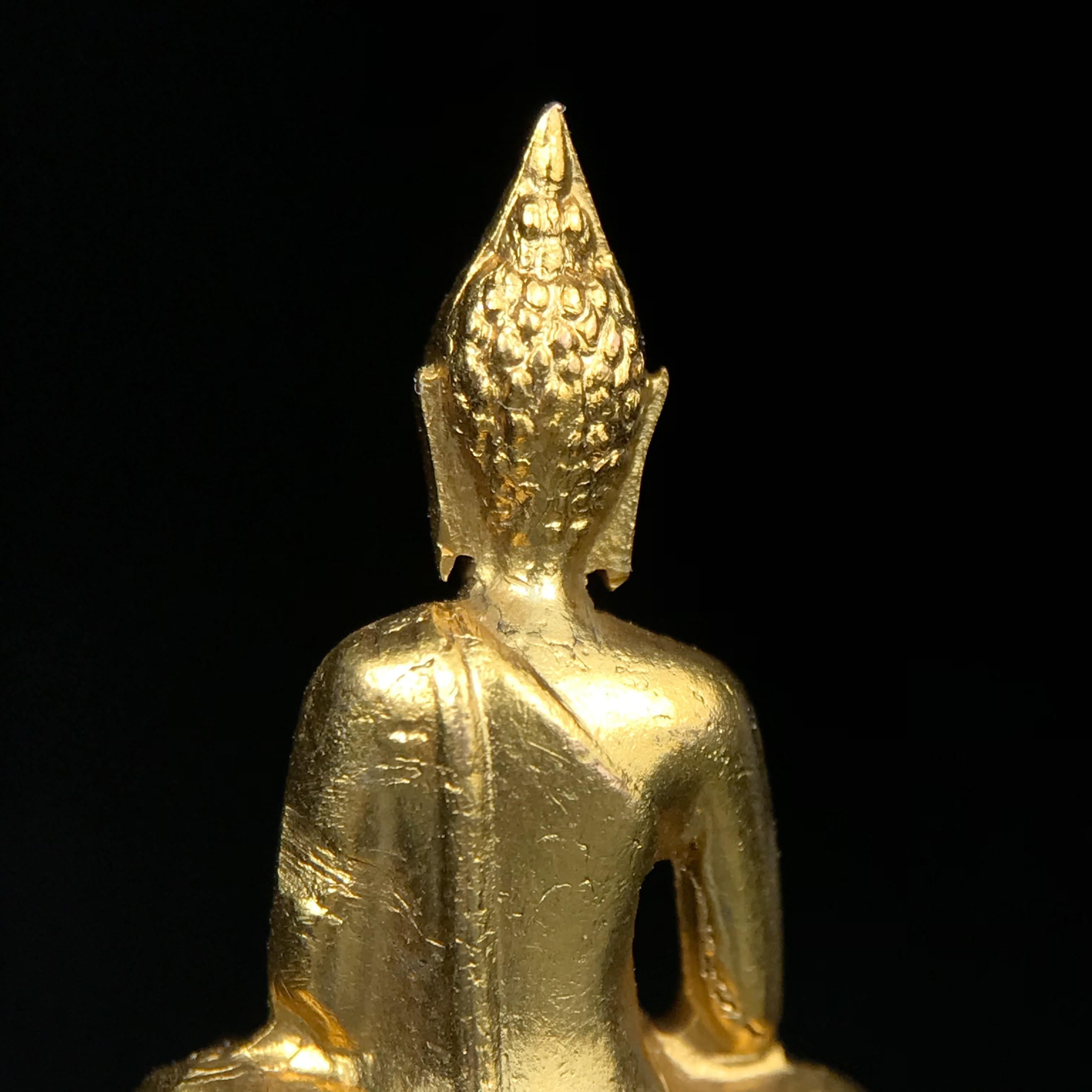 พระกริ่ง ภปร.(รุ่นแรก) วัดบวรนิเวศวิหาร พ.ศ.2508 กะไหล่ทองเดิม(กรรมการ)พิมพ์นิยม(หูยาว)(ก้นตะไบหยาบ)สภาพคัดสวยเดิม(ในหลวงรัชกาลที่9ทรงเสด็จเททอง)พบเจอน้อยหายาก