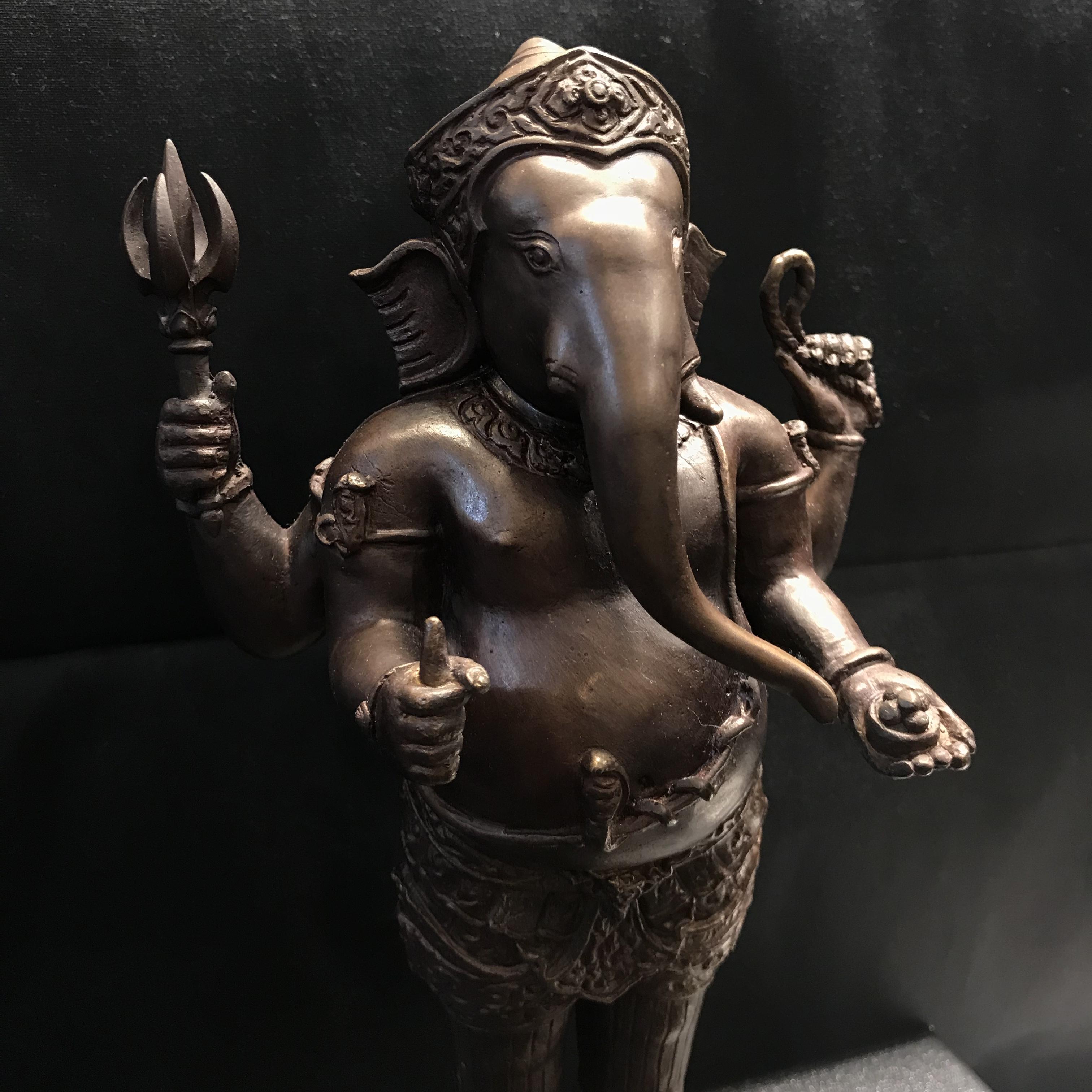 พระพิฆเนศ รุ่นครบรอบ100 ปี กรมศิลปากร ปี2556 ขนาดบูชา ปางประทานพร(องค์ยืน)สูง 10 นิ้วครึ่ง No.3510