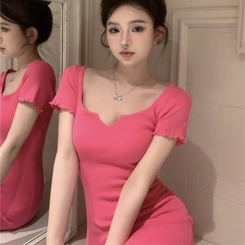 เดรสขอบหยัก