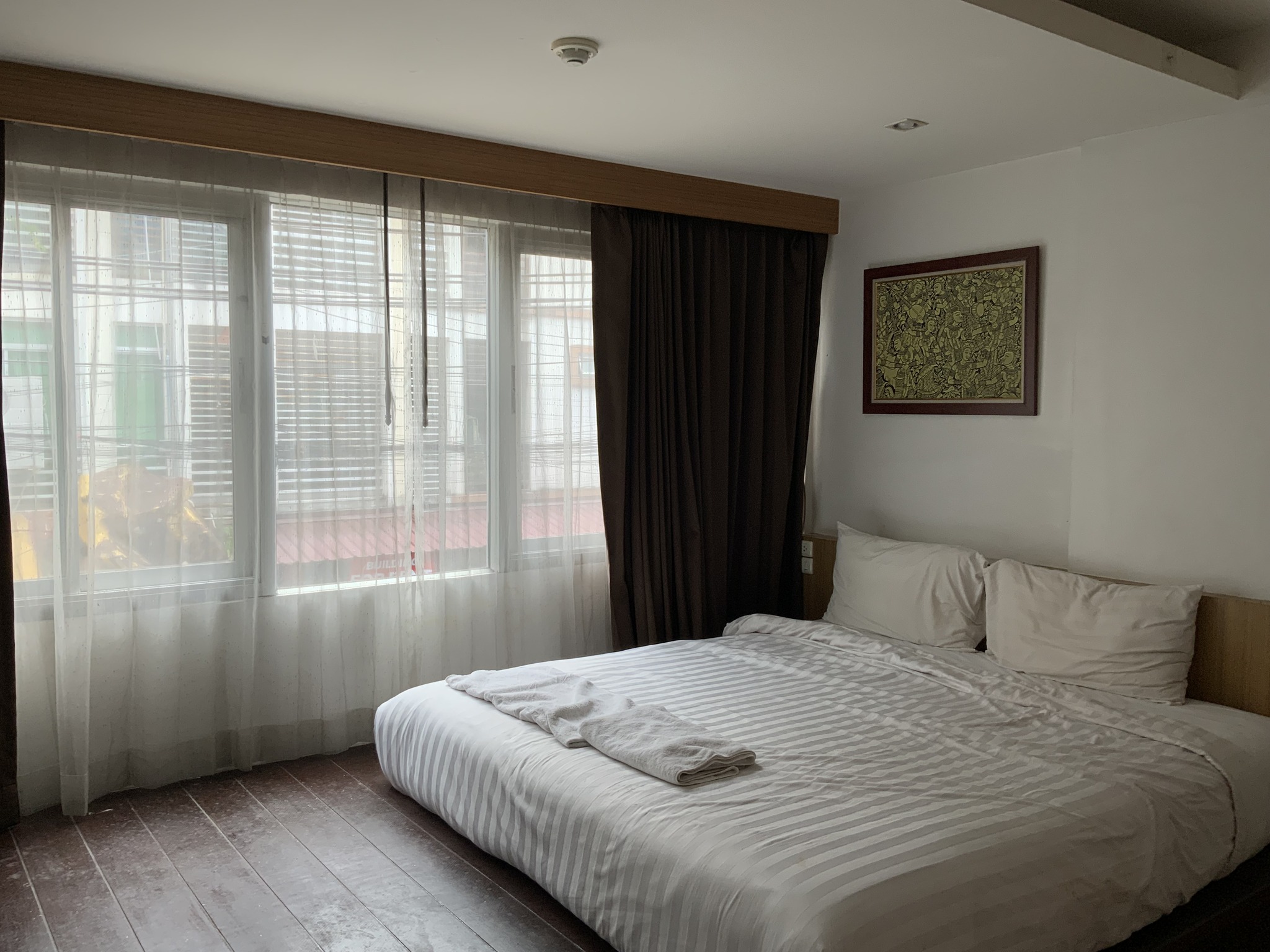 For Sale : Patong, Hotel @Bangla, 22 bedrooms, 1 restaurant, 1 office