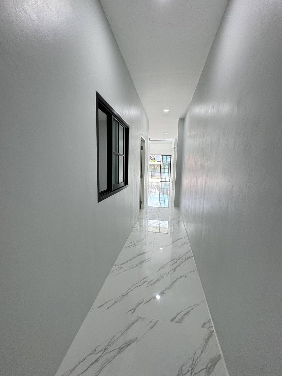 For Sales : Ratsada, One-Story Town House, 2 Bedrooms 2 Bathrooms