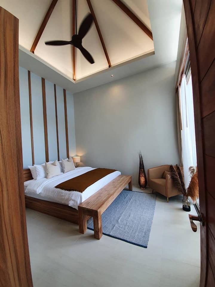 For Rent : Rawai, Luxury Private Pool Villa, 2 bedrooms 2 Bathrooms, Pool view.