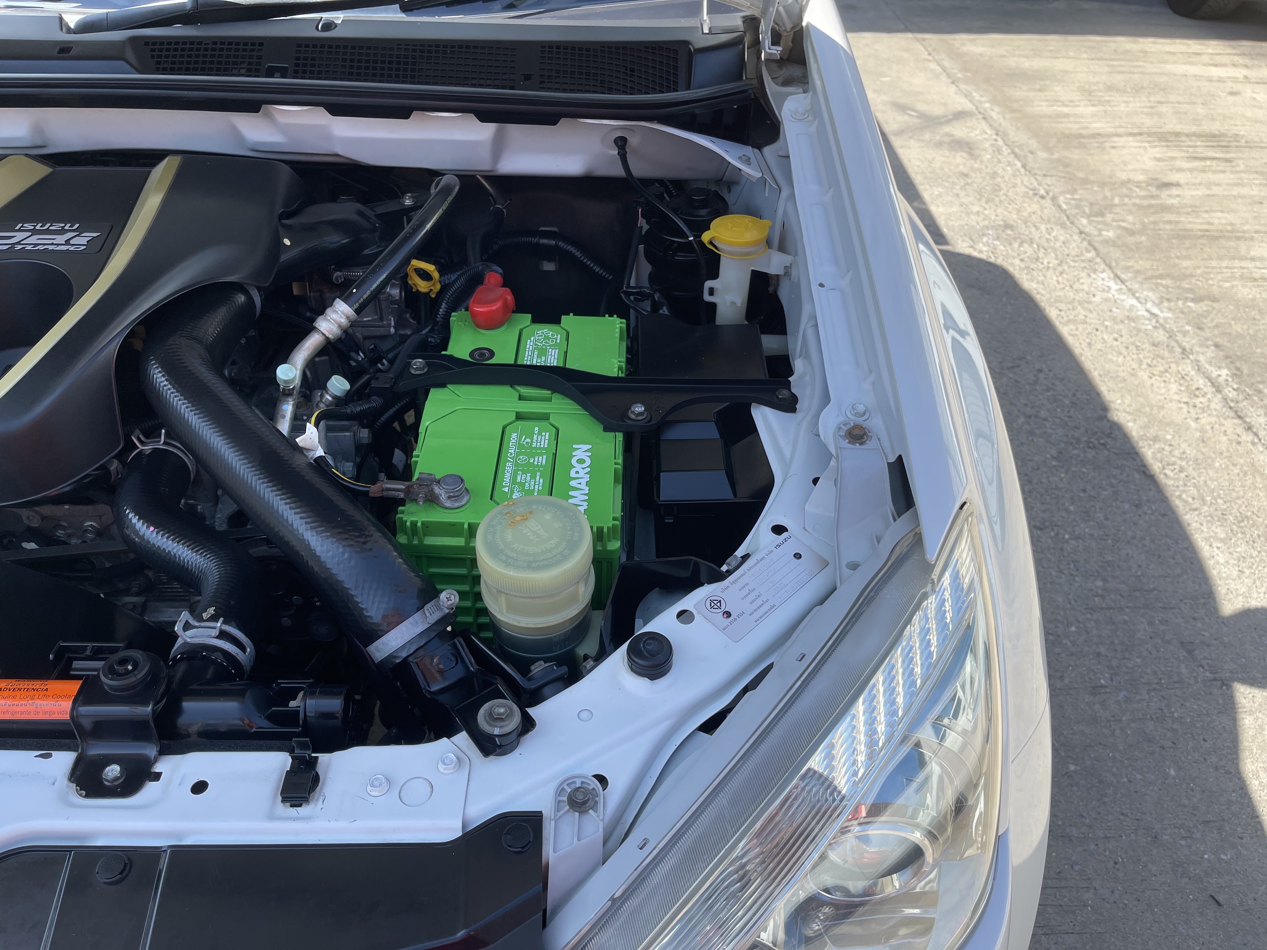 Isuzu Dmax All New 4ประตู Hilander 2.5 Vgs Z Dvd 2014 เงิน