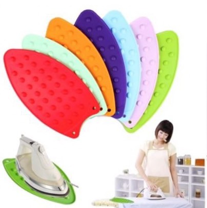 แผ่นยางซิลิโคน พร้อมส่งสำหรับวางเตารีดหลากสี คละสี