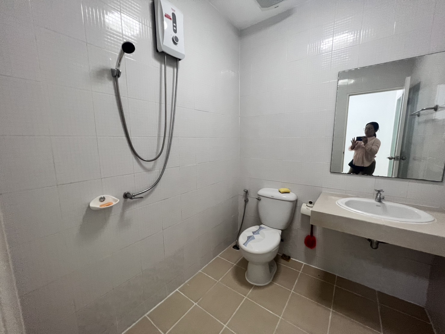 For Rent : Ratsada, B Avenue Kuku, 3 Bedrooms 3 Bathrooms