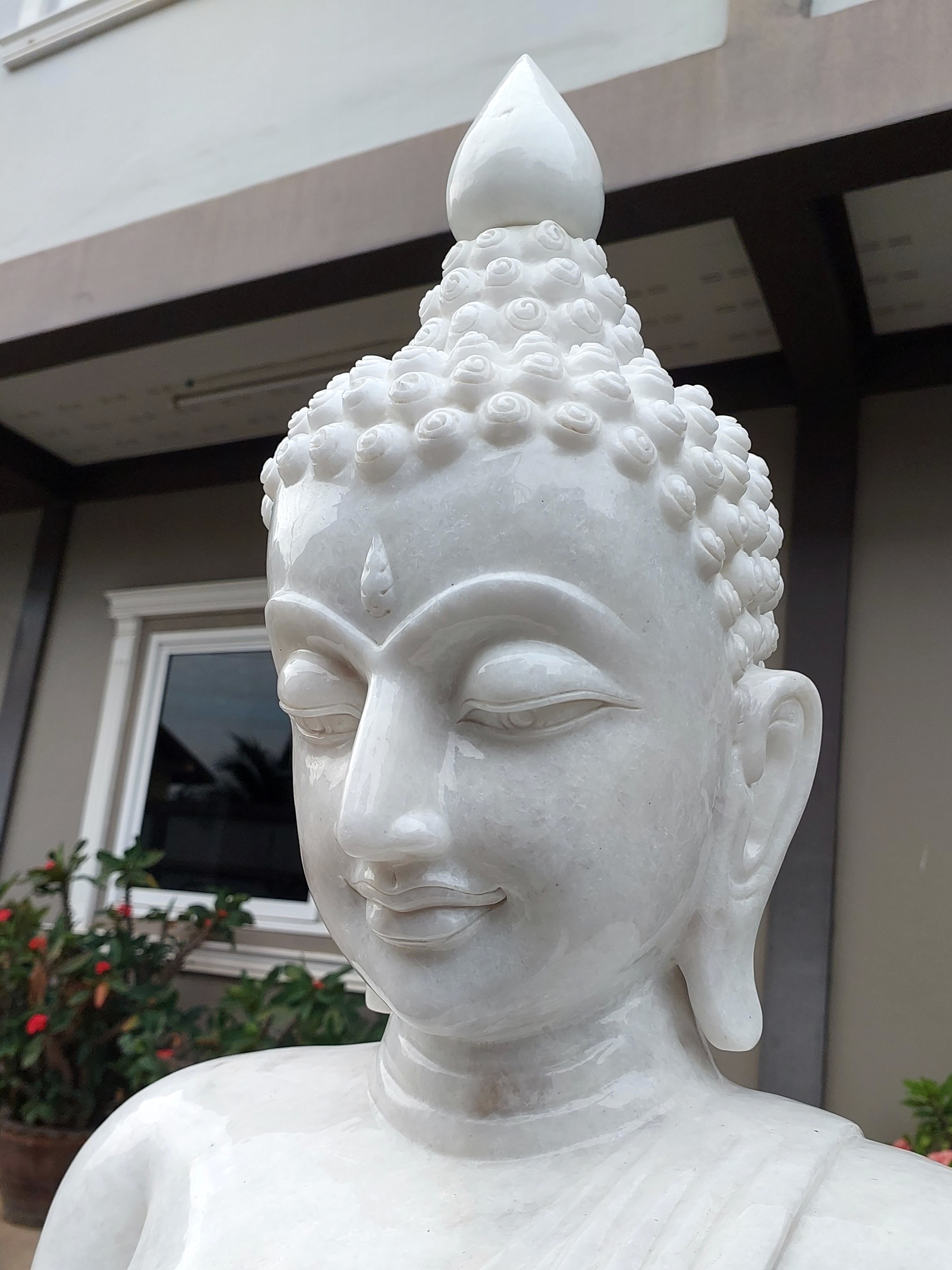 พระพุทธรูปปางประทานพร30นิ้วหินขาวพม่าฐานบัวหงายมีลวดลาย