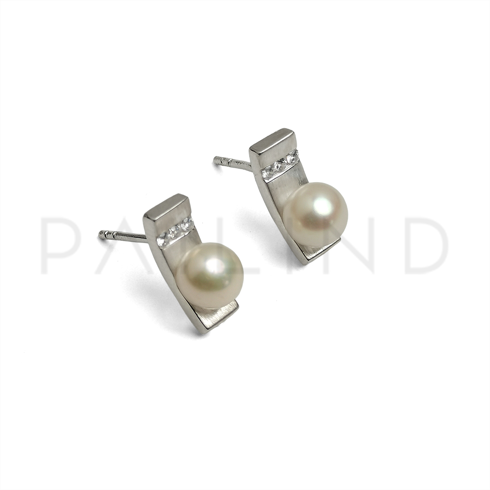 ต่างหูเงินแท้ประดับเพชรรัสเซียและมุกน้ำจืดคัดเกรดคุณภาพส่งออก