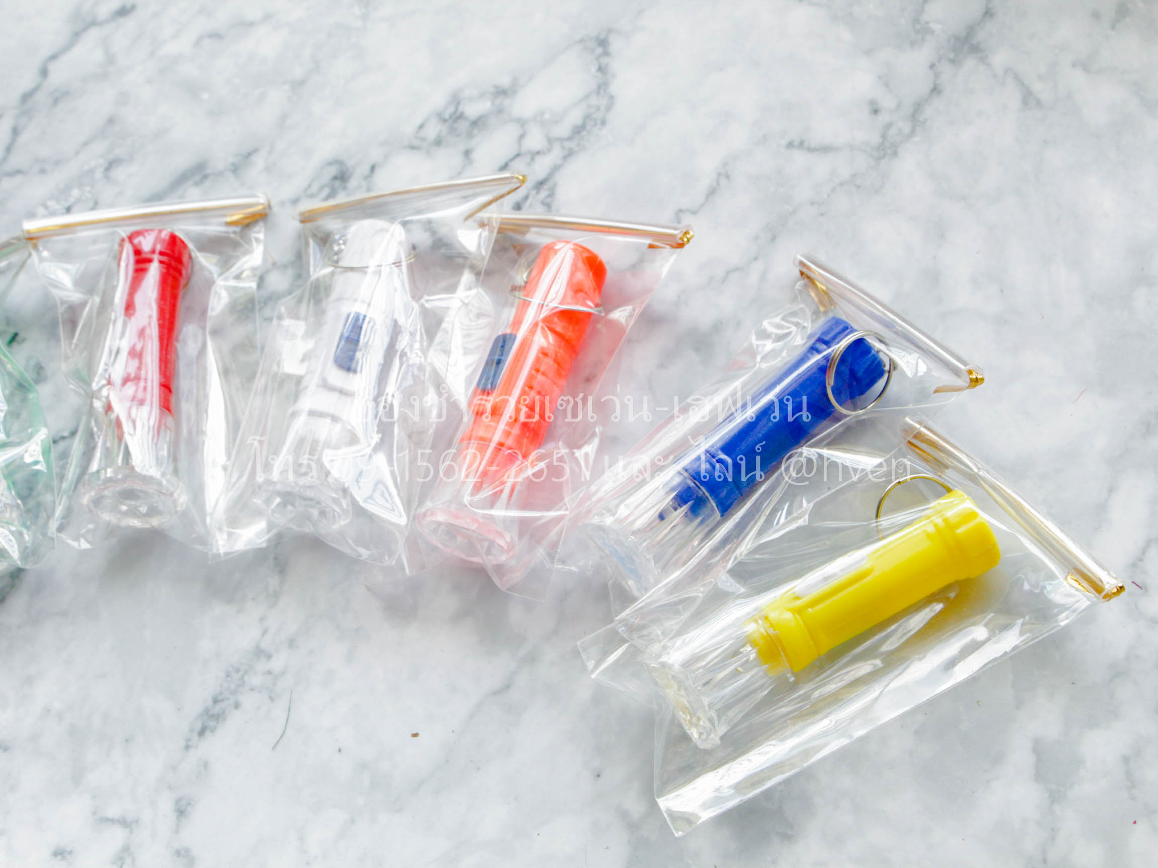 ของชำร่วยงานศพ ไฟฉายพวงกุญแจจิ๋ว